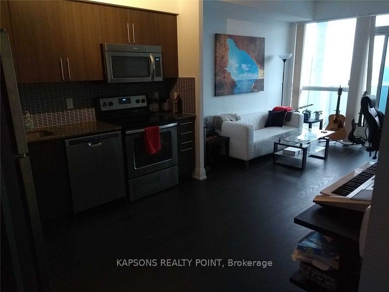 65 Speers Road 1712 Property Photo 6