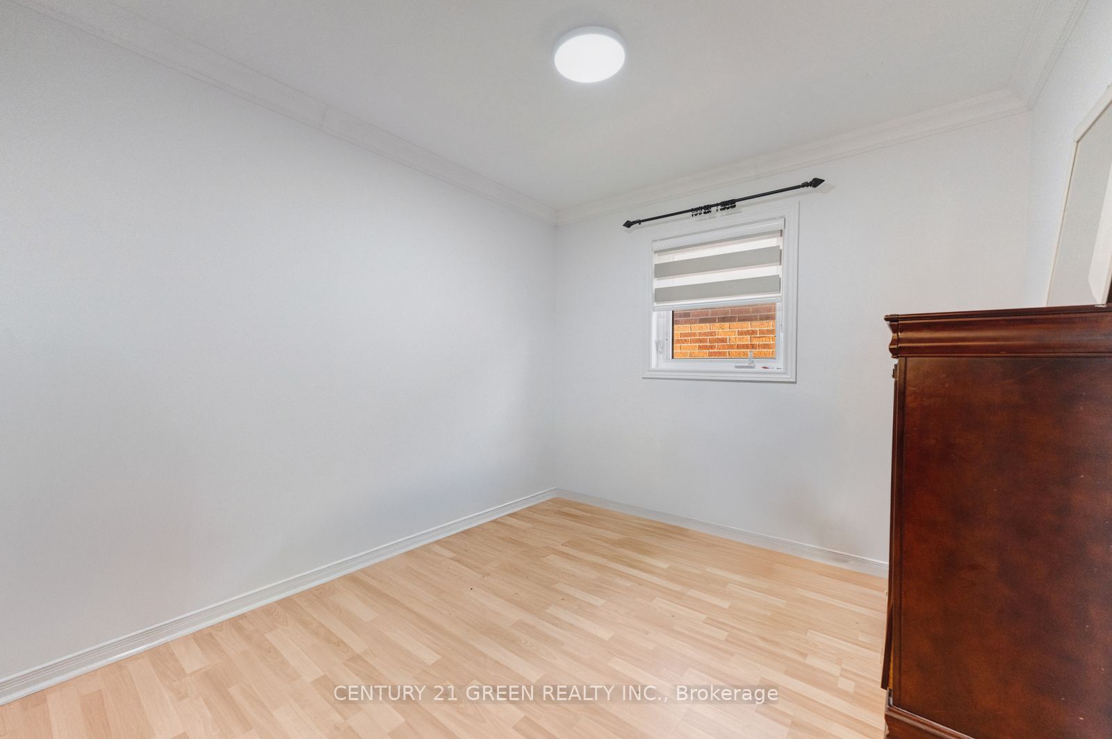215 Kingknoll Drive Property Photo 33
