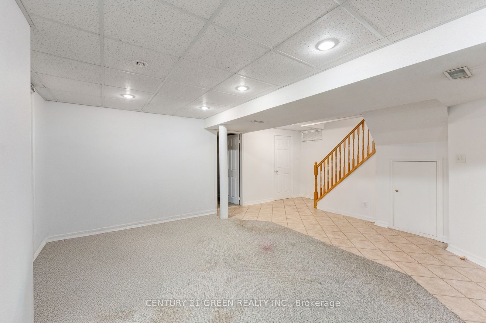 215 Kingknoll Drive Property Photo 46