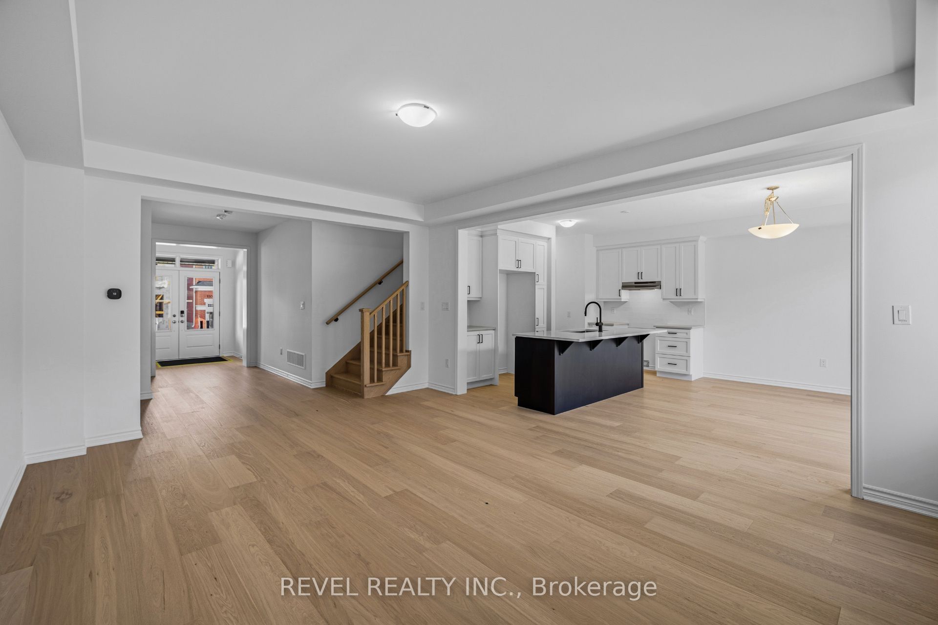 1509 Zilio Terrace Property Photo 3