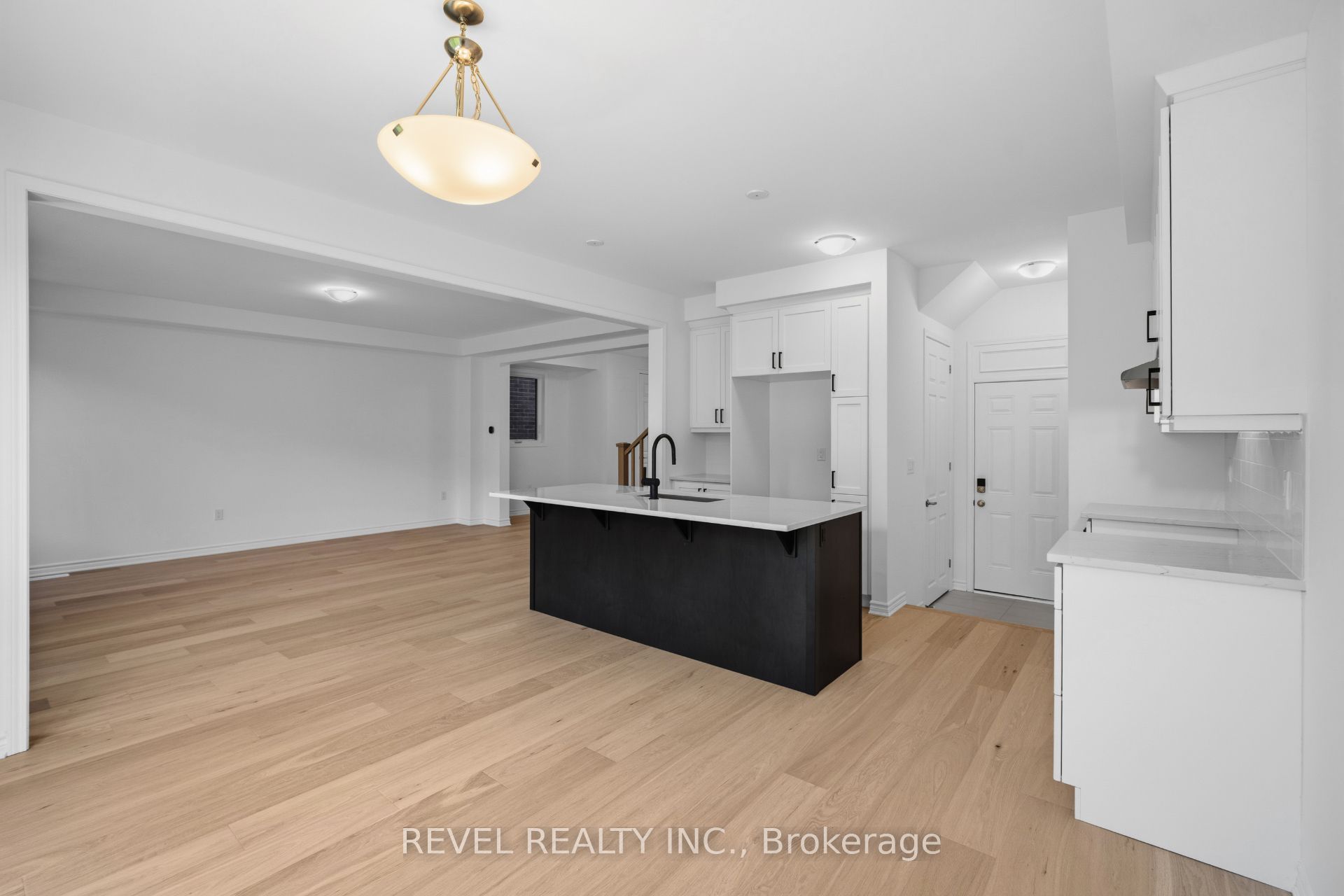 1509 Zilio Terrace Property Photo 11