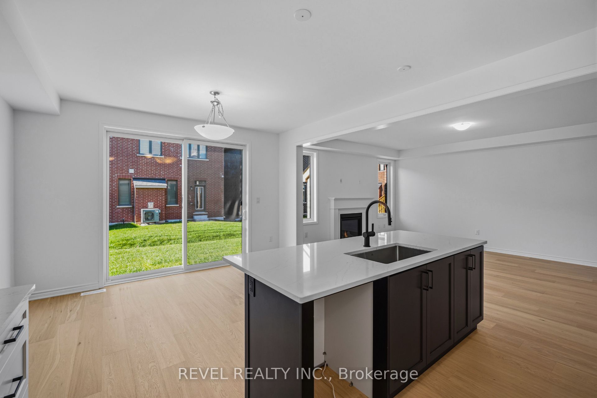 1509 Zilio Terrace Property Photo 13