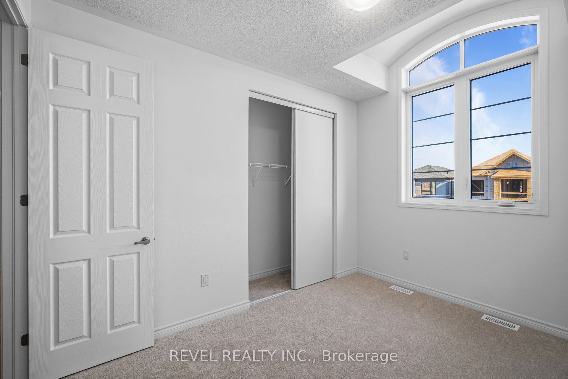 1509 Zilio Terrace Property Photo 28