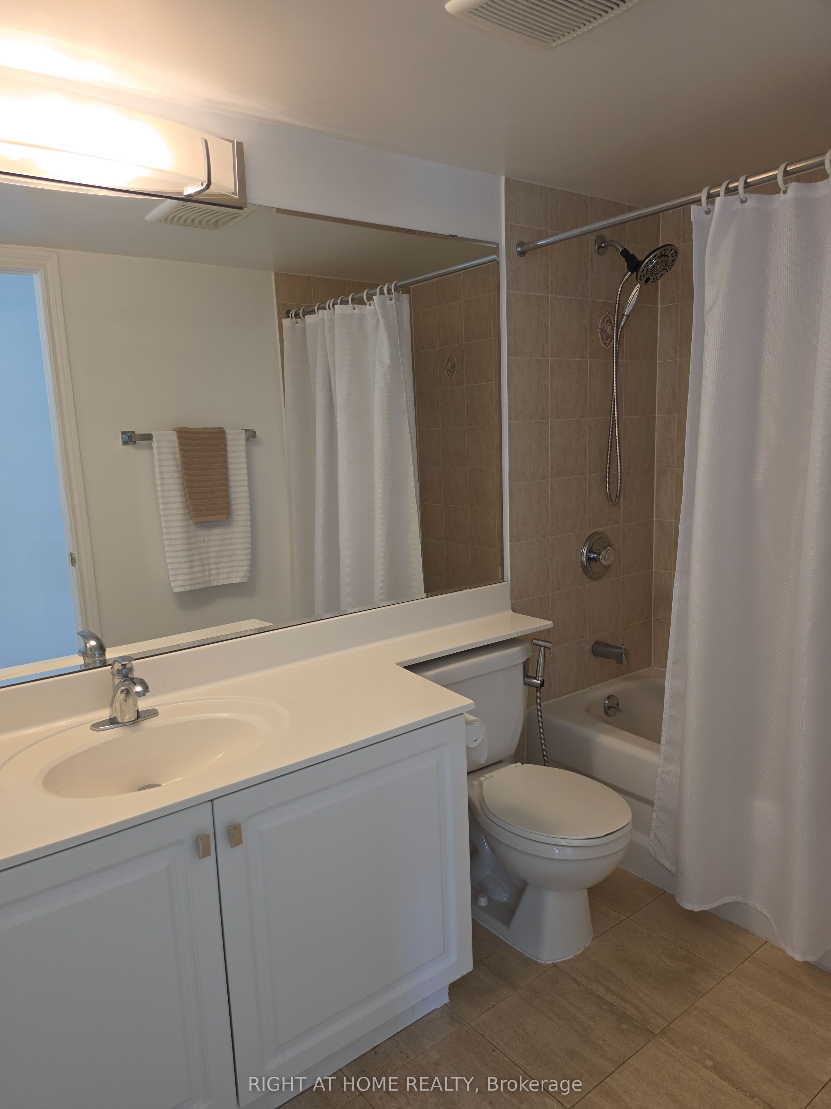 2111 Lake Shore Boulevard W 1008 Property Photo 26
