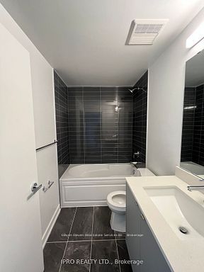 3200 Dakota Common B1009 Property Photo 8