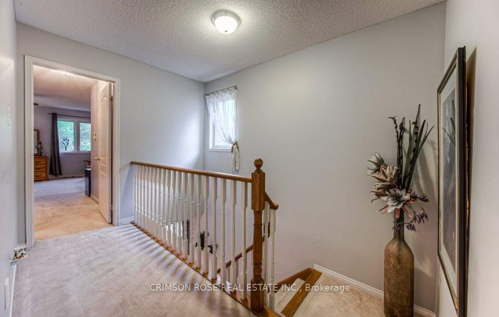 2096 Glenhampton Road Property Photo 19