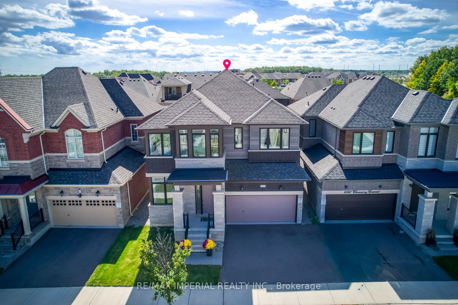 4044 Channing Crescent