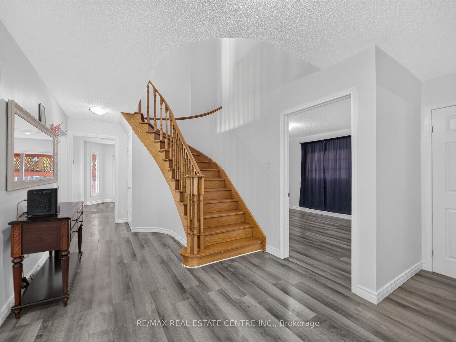 15 Hedgerow Avenue Property Photo 9
