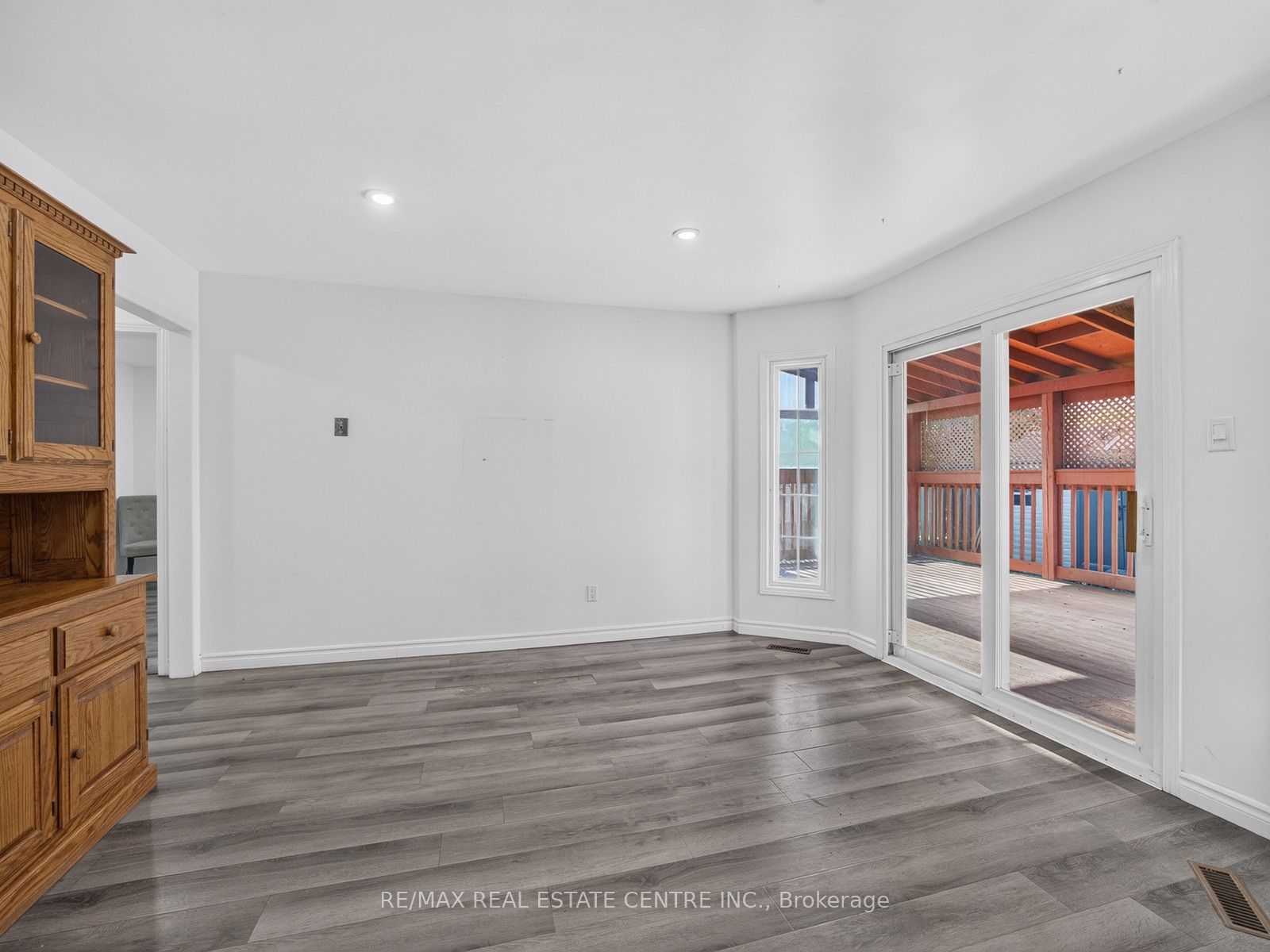 15 Hedgerow Avenue Property Photo 12