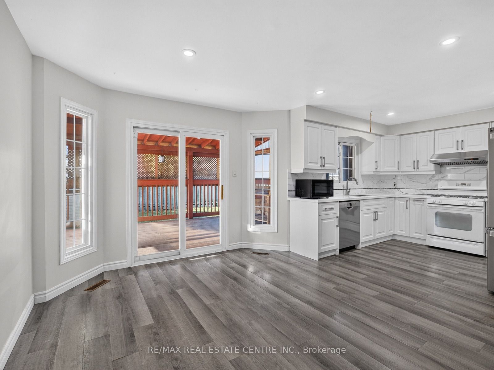 15 Hedgerow Avenue Property Photo 13