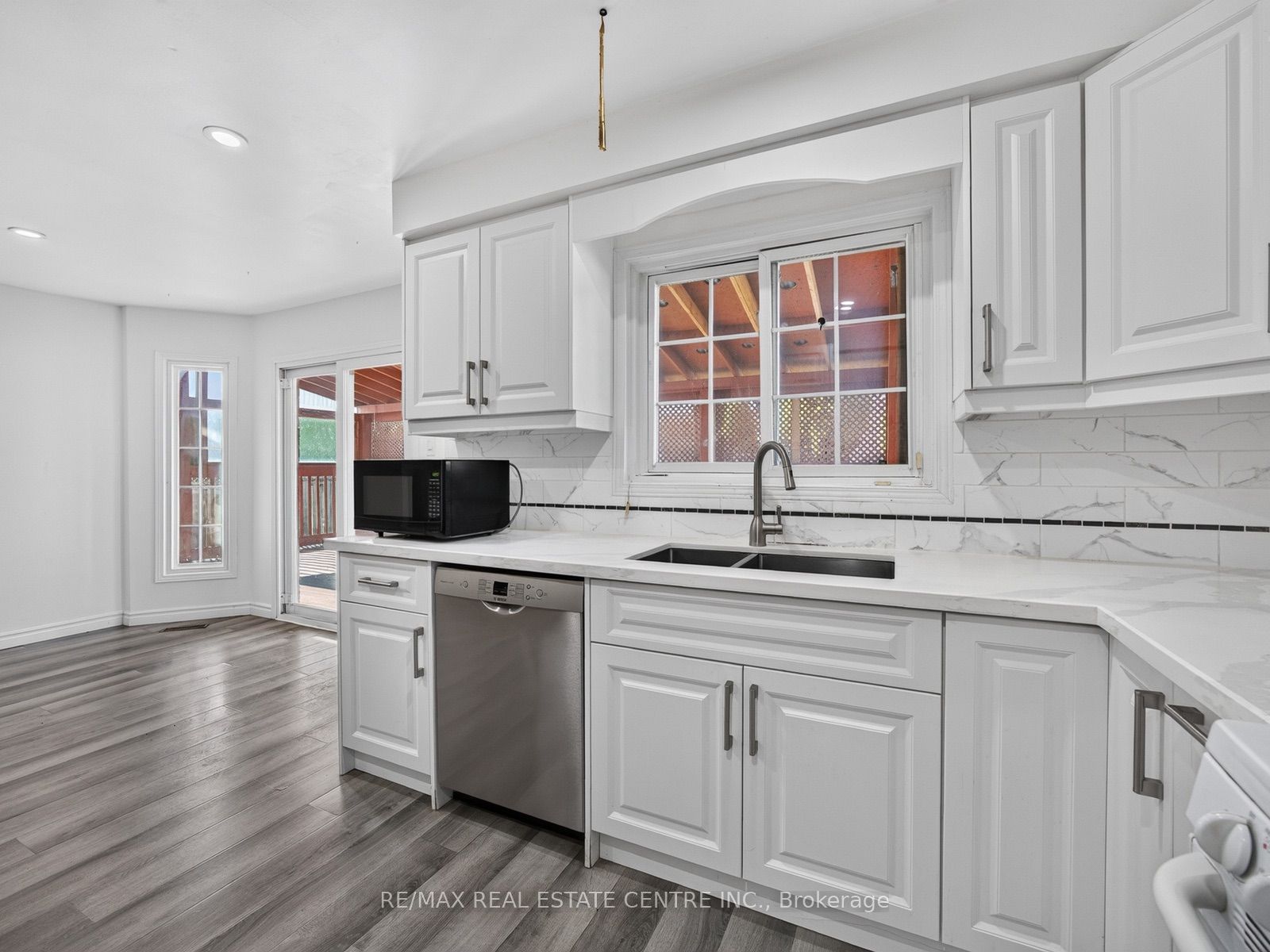 15 Hedgerow Avenue Property Photo 16