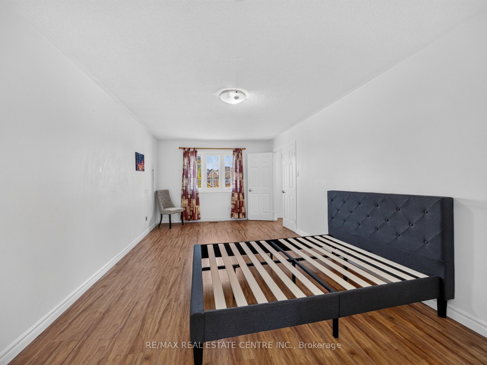 15 Hedgerow Avenue Property Photo 30