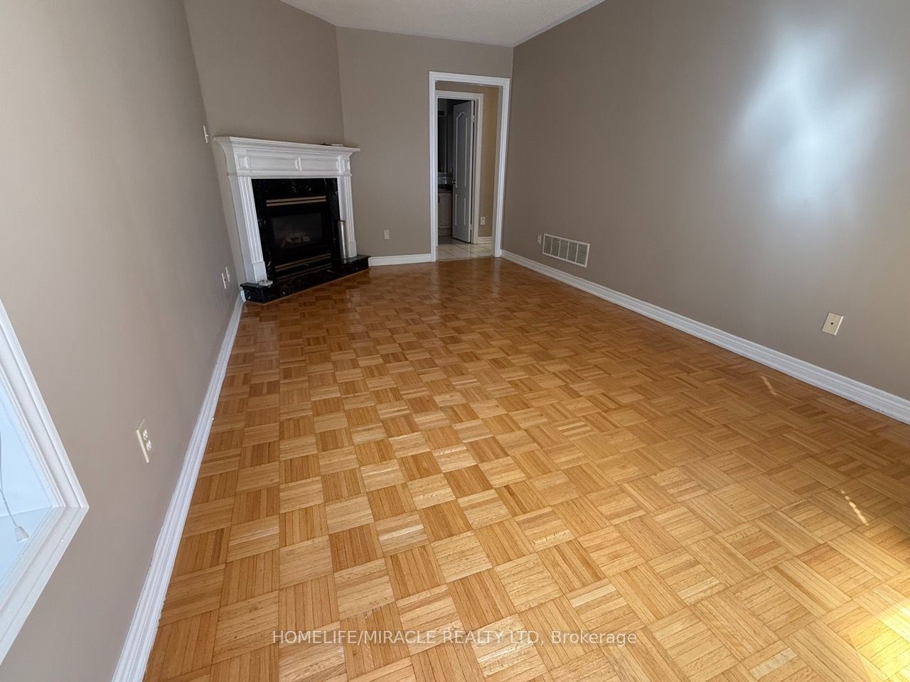 76 Jack Rabbit Crescent Property Photo 5