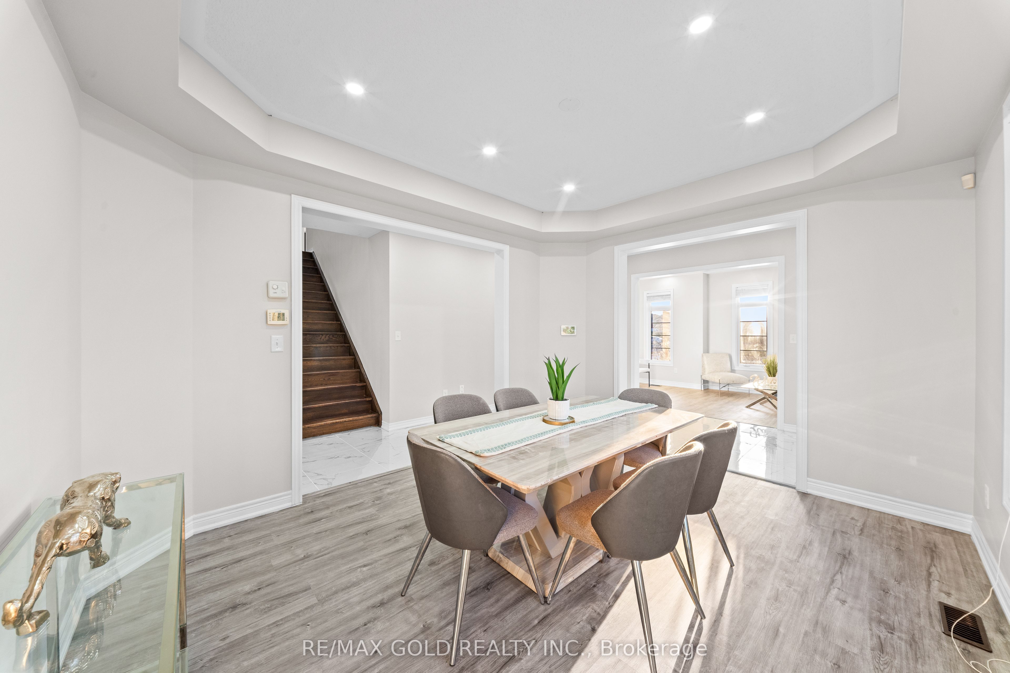 49 Squire Ellis Drive Property Photo 14