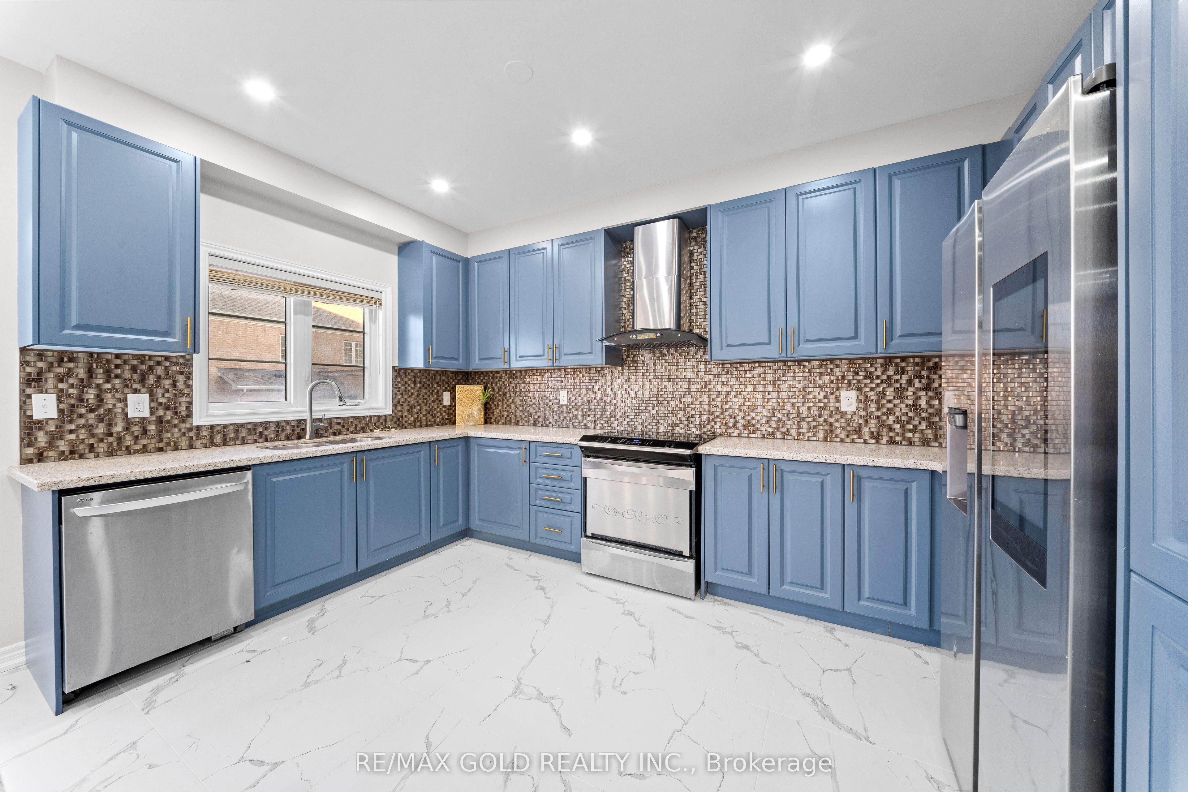 49 Squire Ellis Drive Property Photo 19