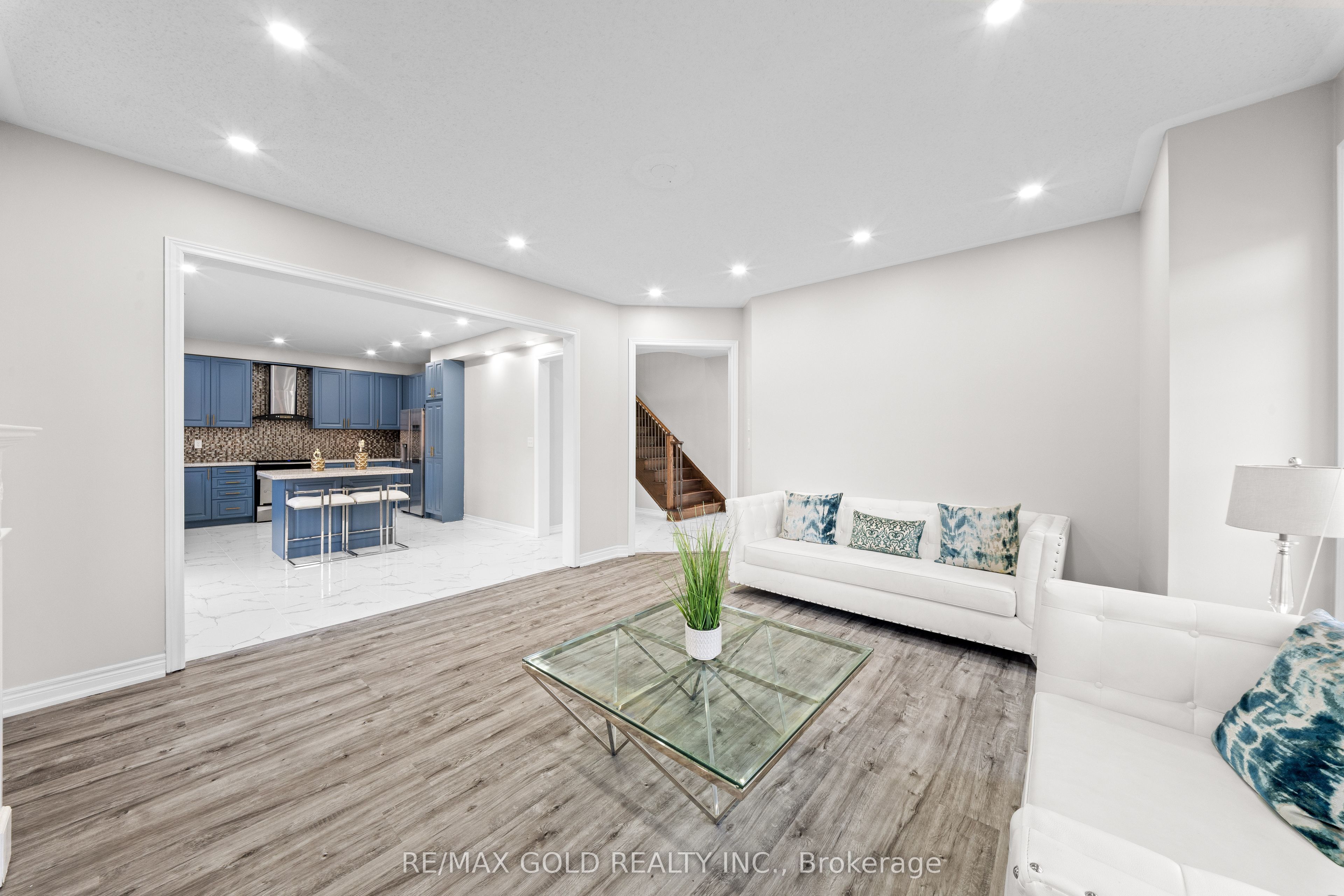49 Squire Ellis Drive Property Photo 25