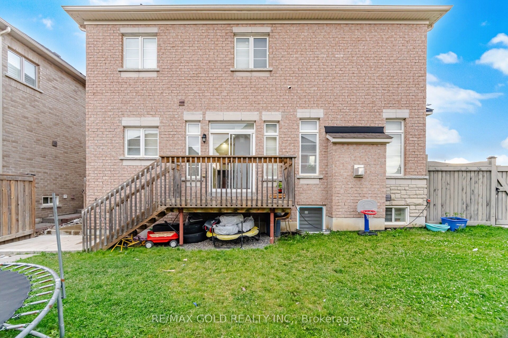 49 Squire Ellis Drive Property Photo 43