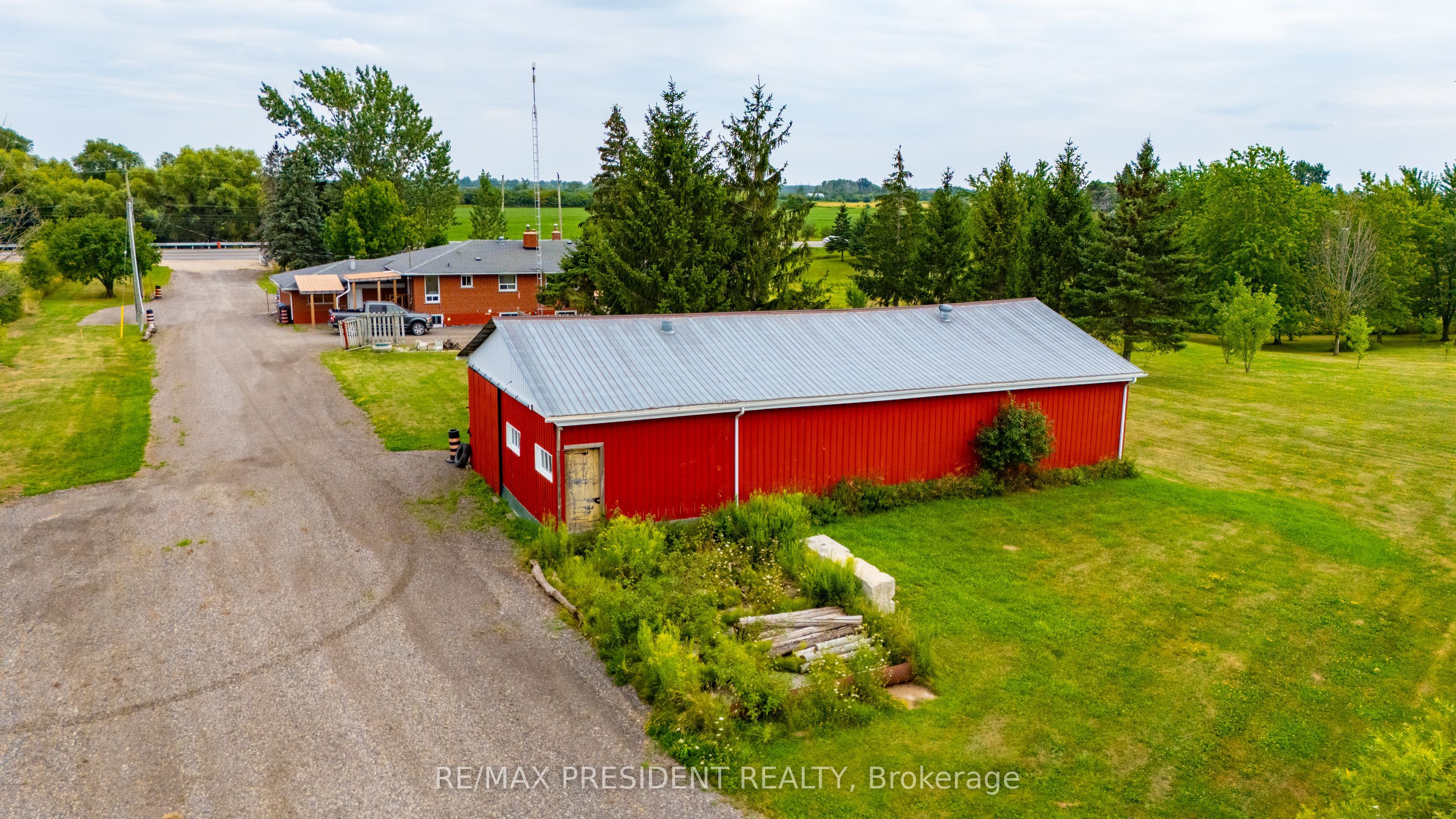 7190 King Street Property Photo 8