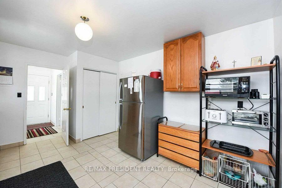 7190 King Street Property Photo 29