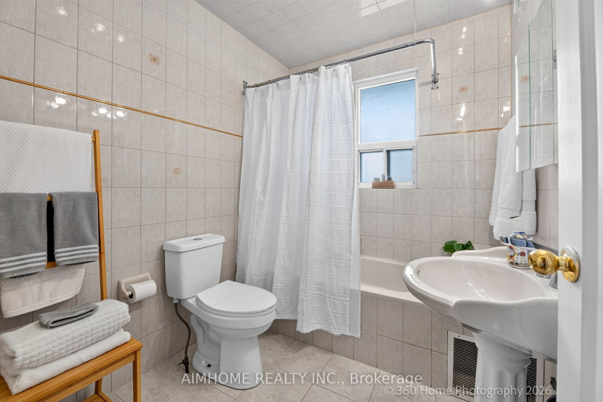 47 Silverhill Drive Property Photo 12
