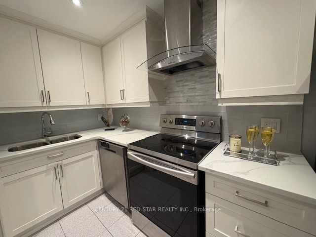 3695 Kaneff Crescent 107 Property Photo 8