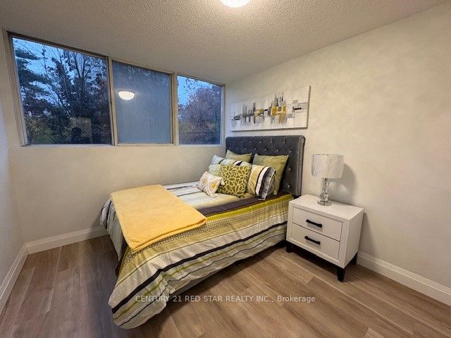 3695 Kaneff Crescent 107 Property Photo 9