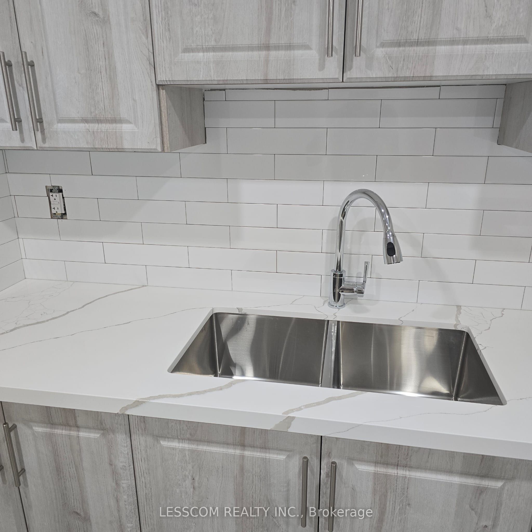 648 Boyd Lane Bsmt. Property Photo 7