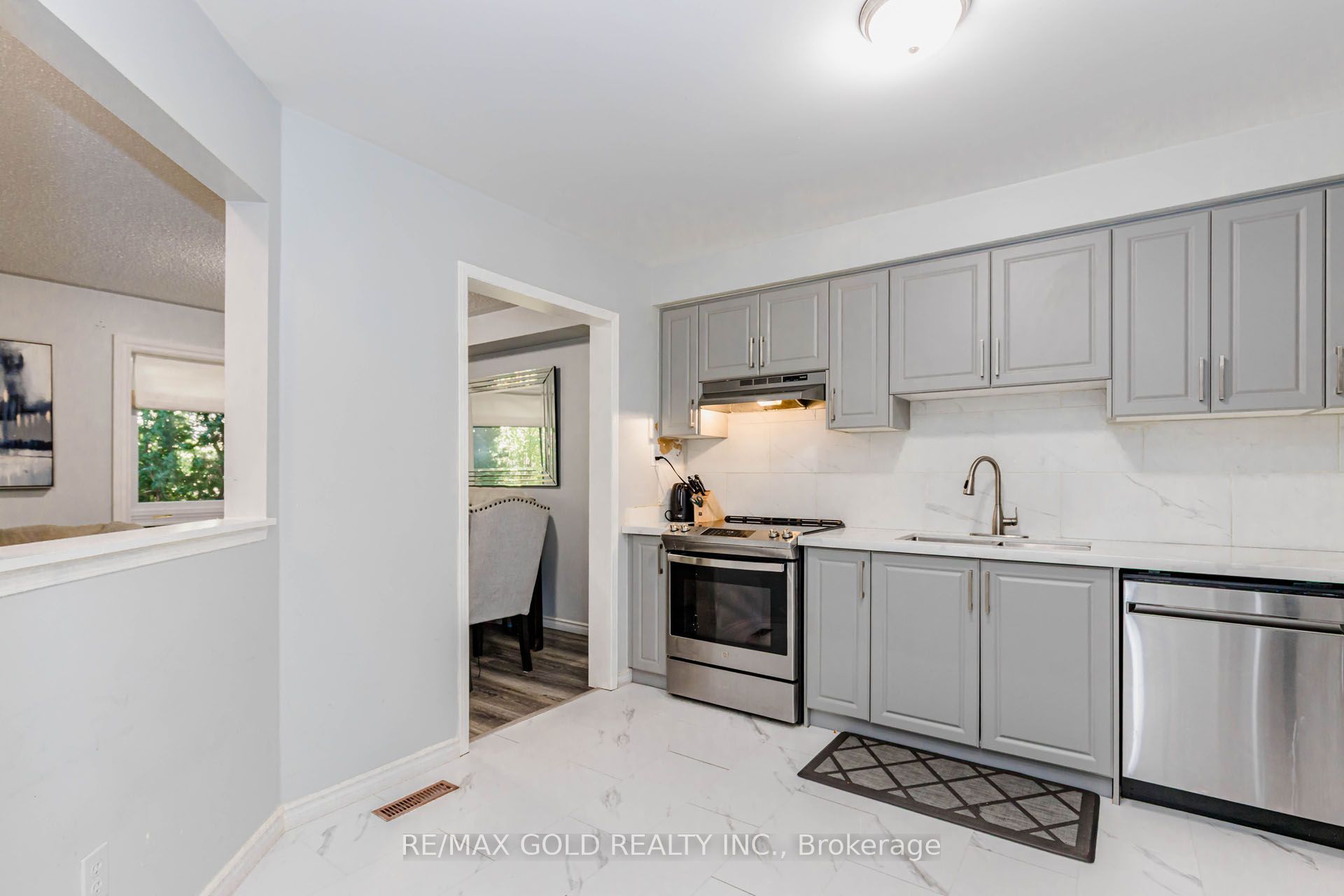 83 Wickstead Court Property Photo 7