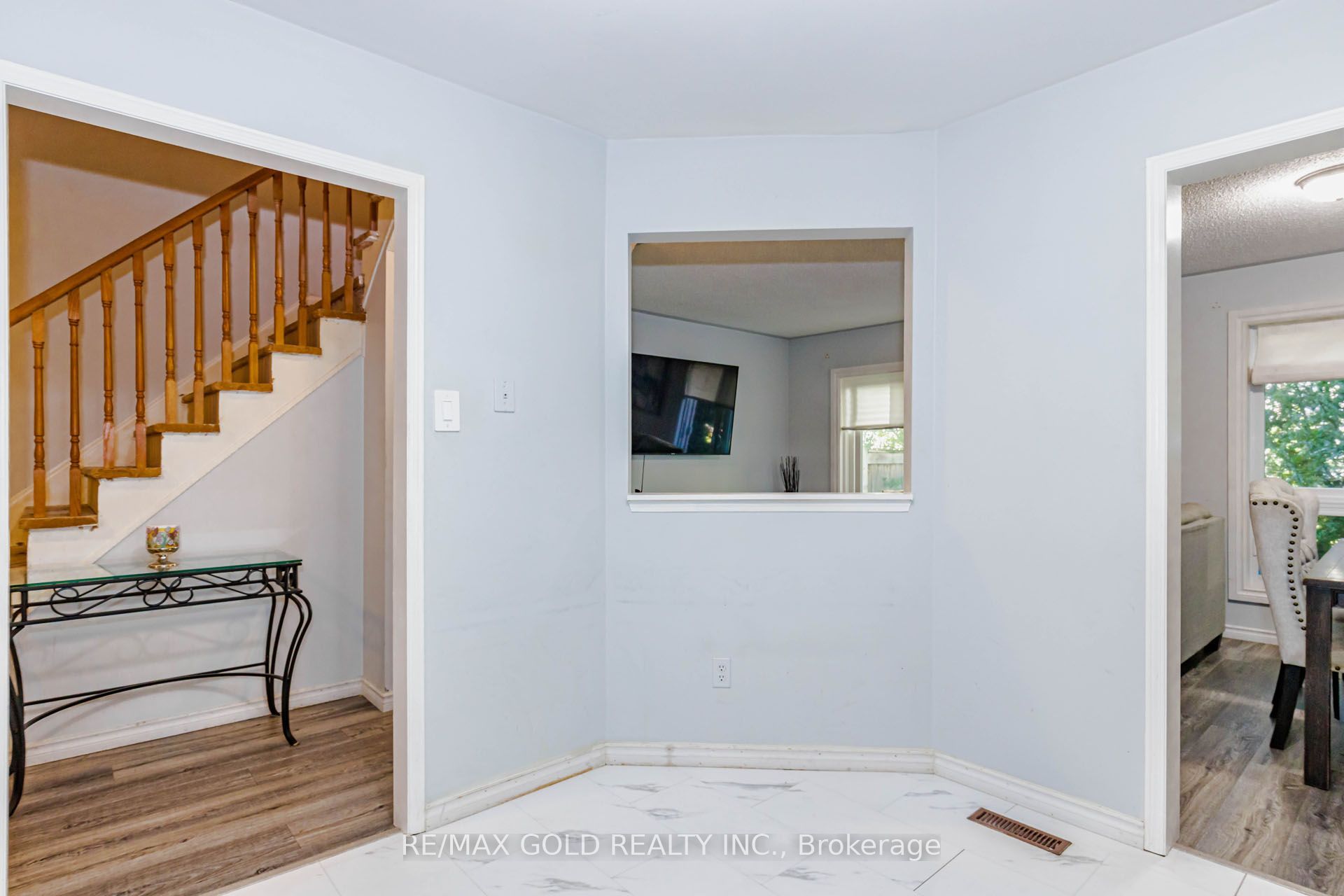 83 Wickstead Court Property Photo 12