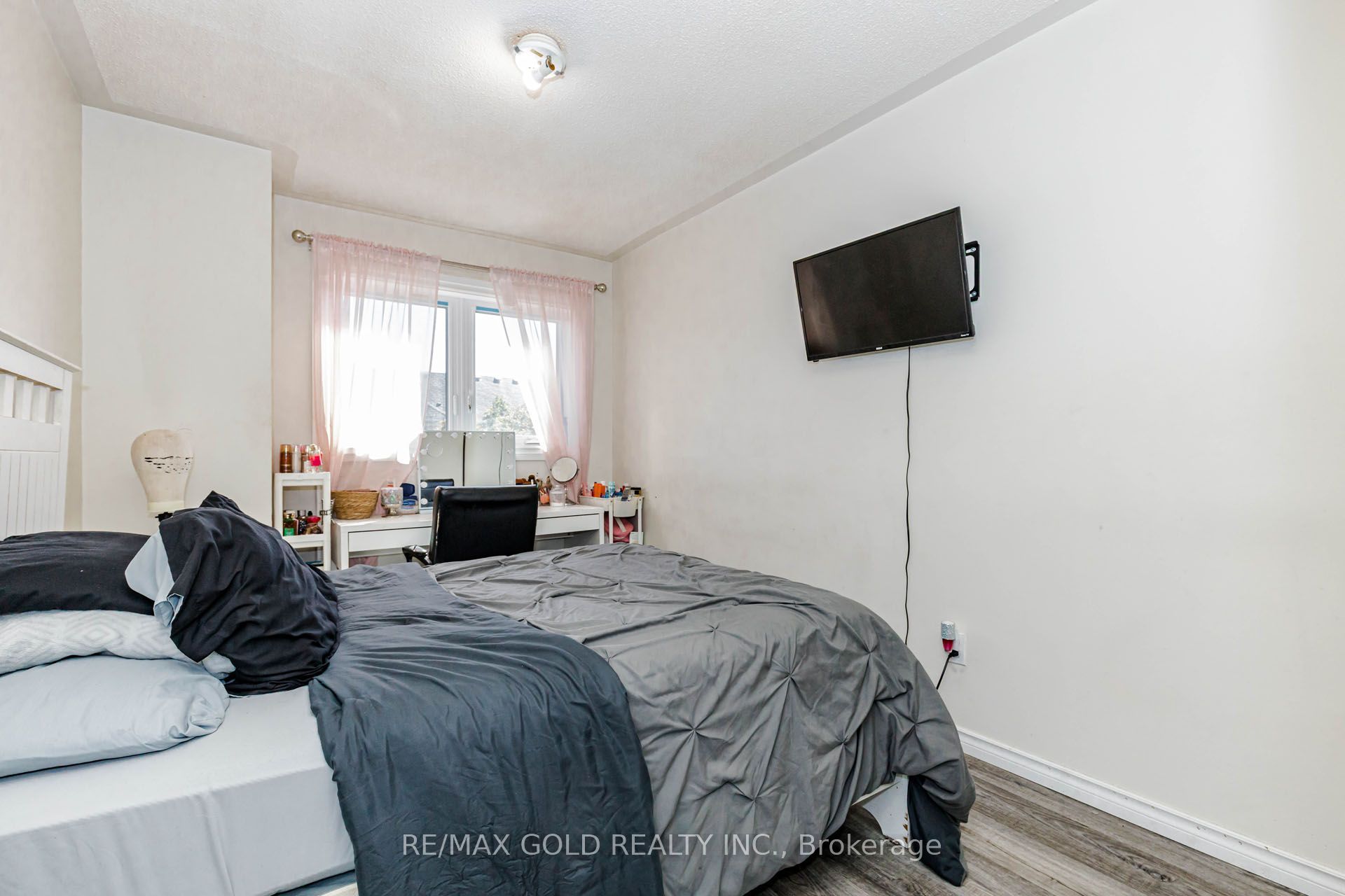 83 Wickstead Court Property Photo 29