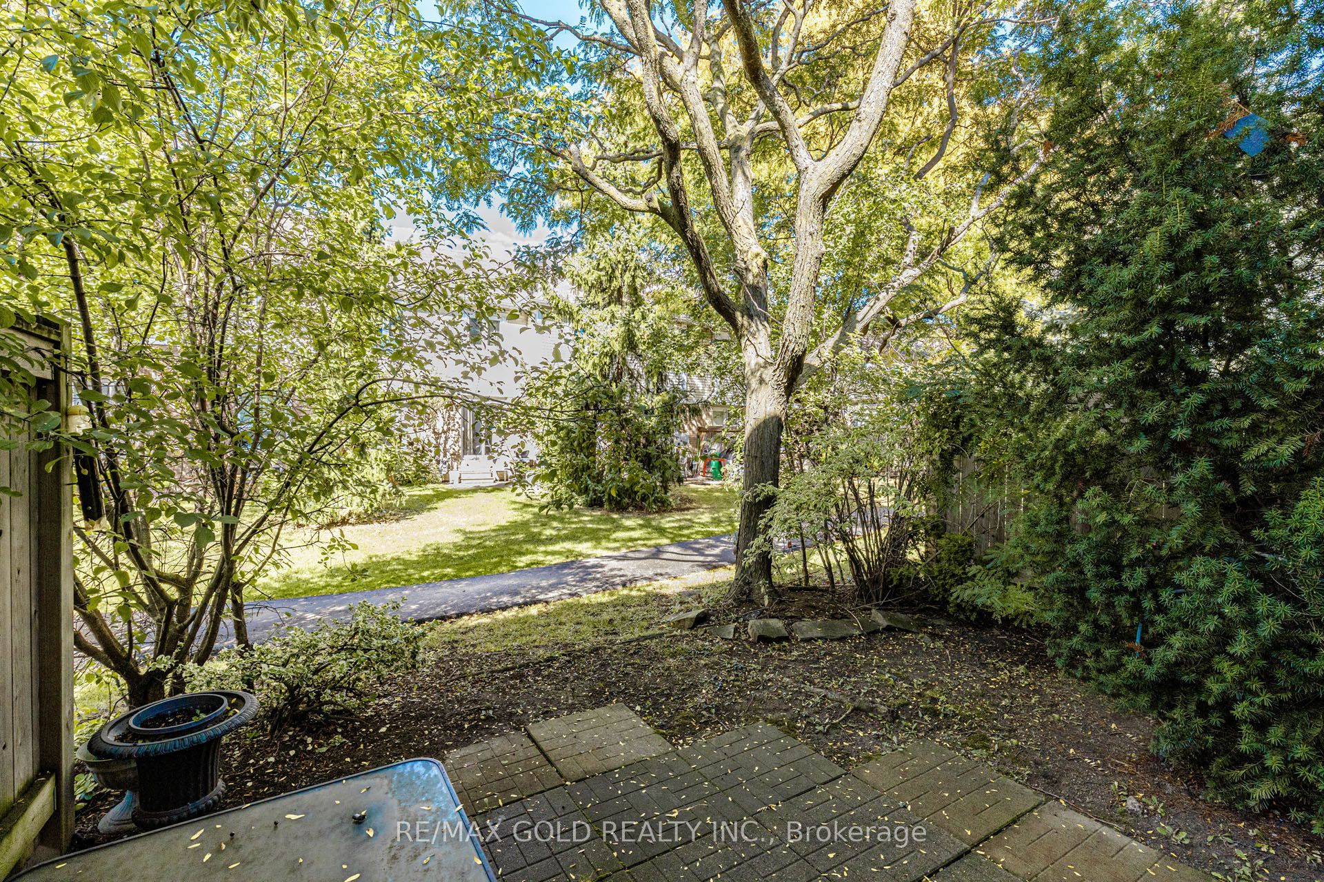 83 Wickstead Court Property Photo 44