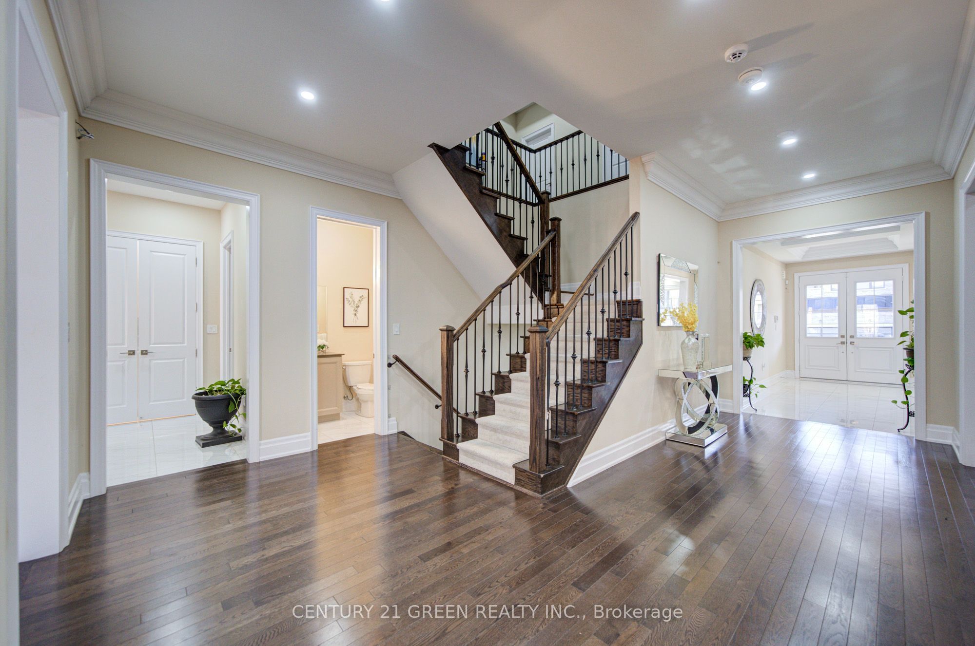 6 Hackwood Heights Property Photo 14