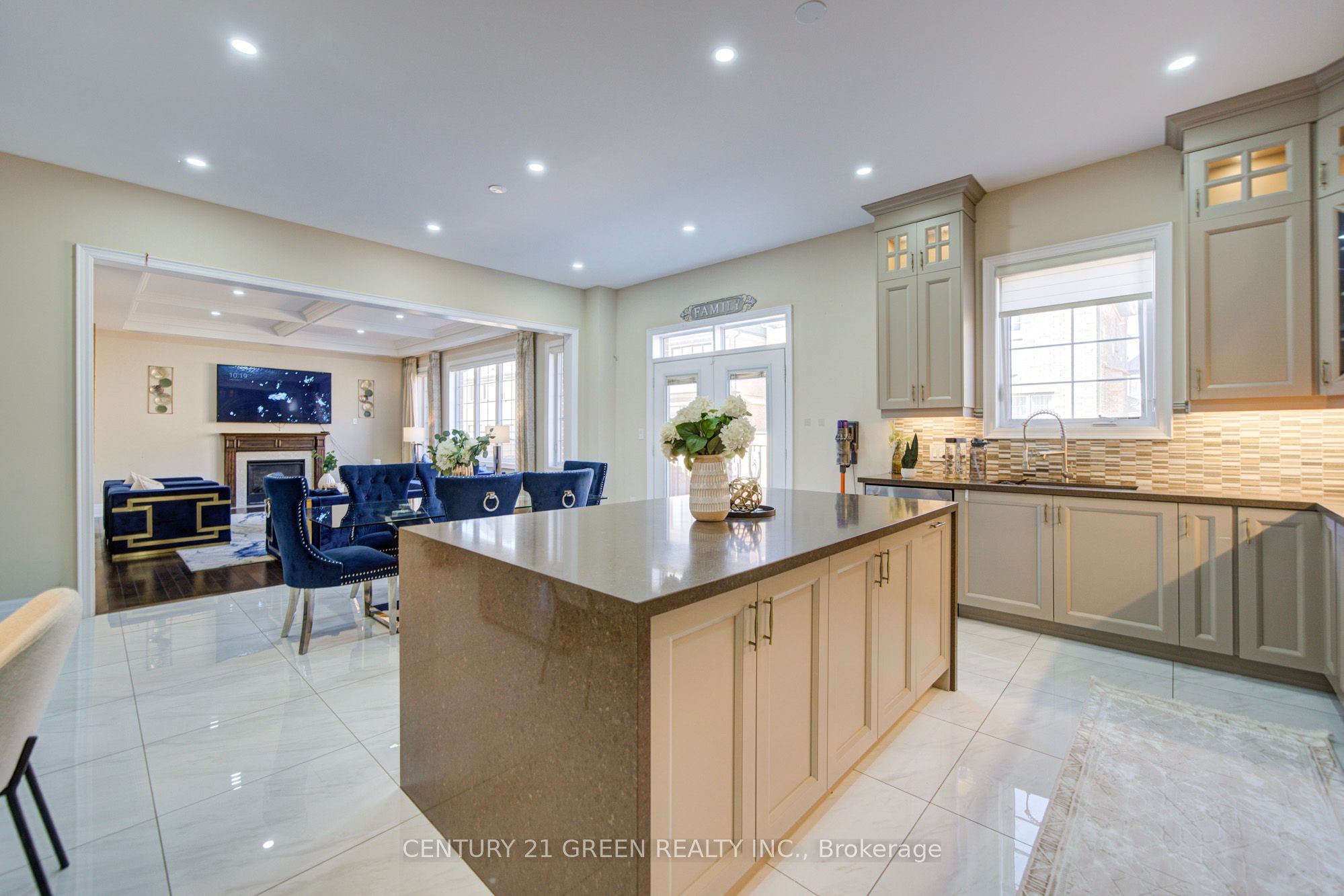 6 Hackwood Heights Property Photo 17