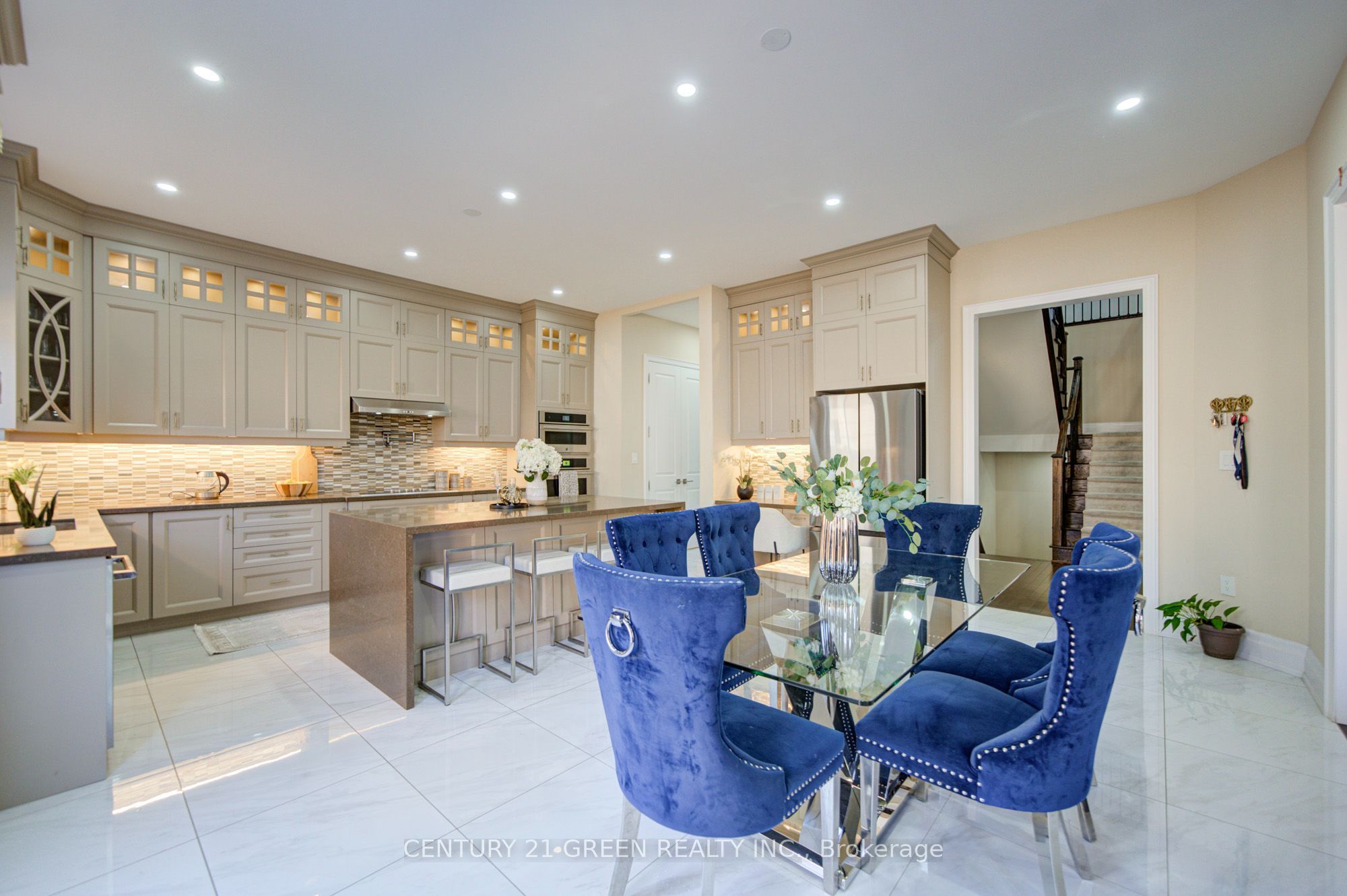6 Hackwood Heights Property Photo 19