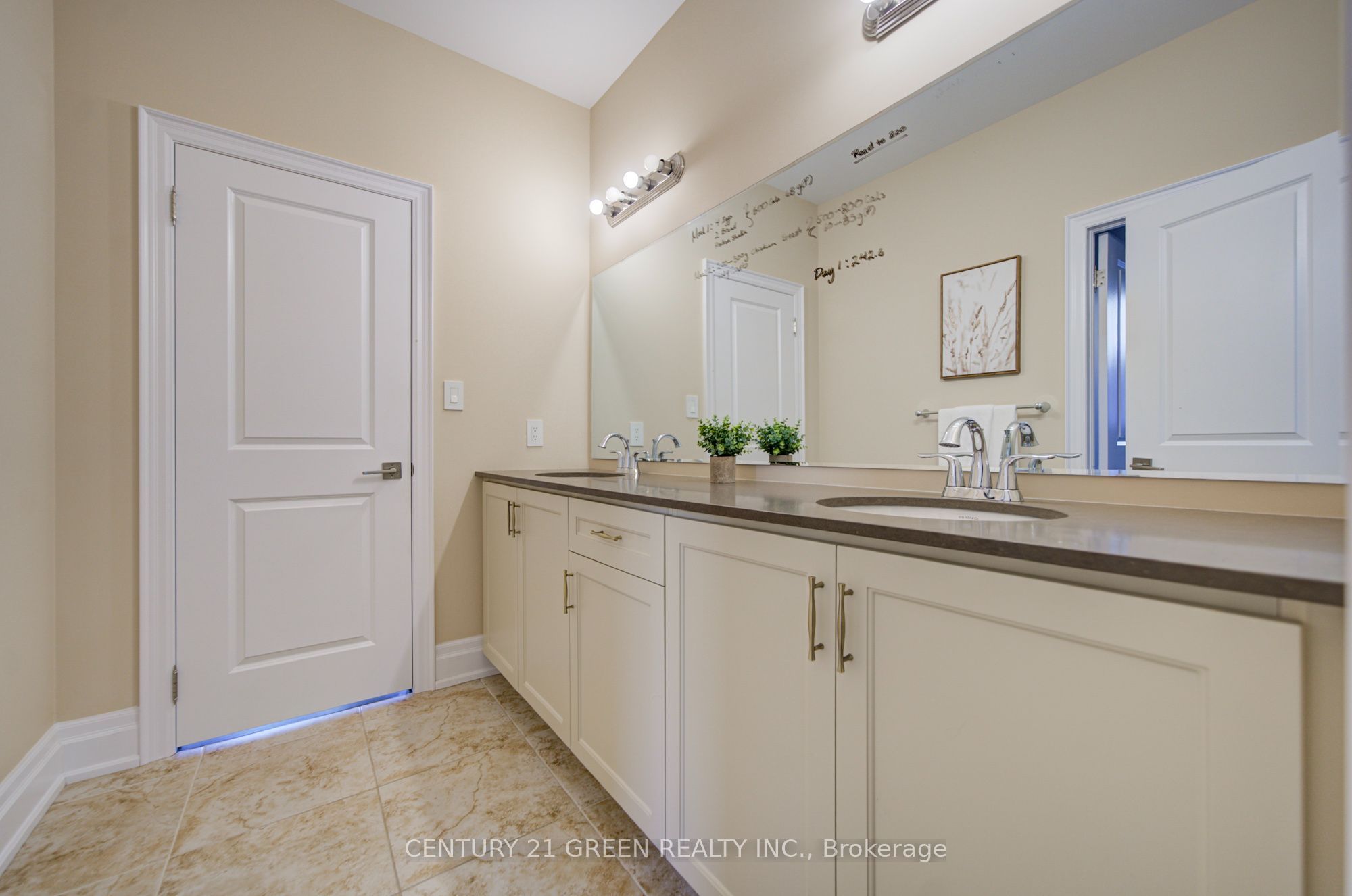 6 Hackwood Heights Property Photo 35