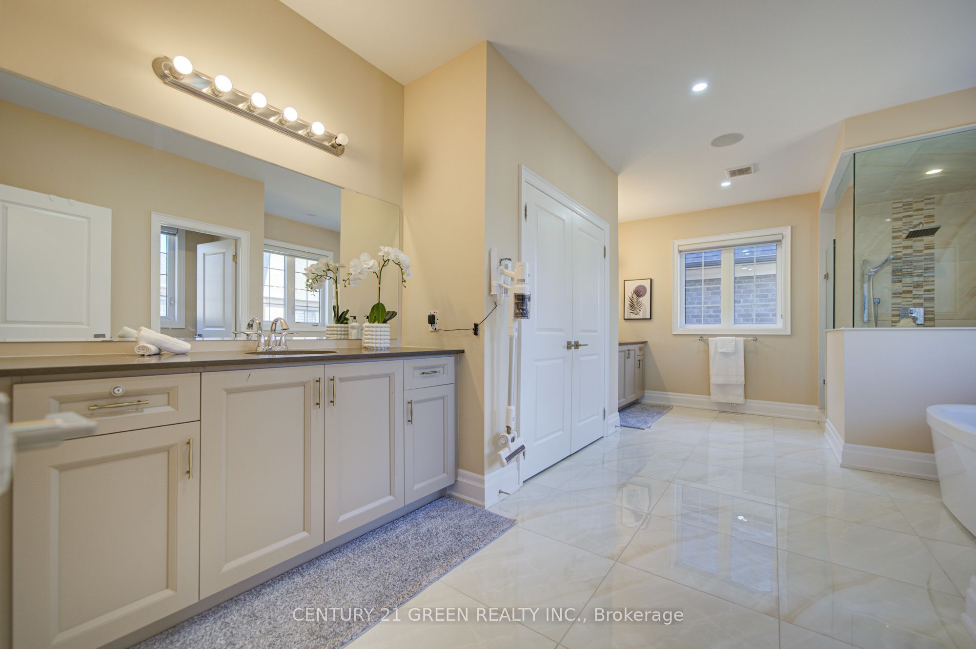 6 Hackwood Heights Property Photo 41