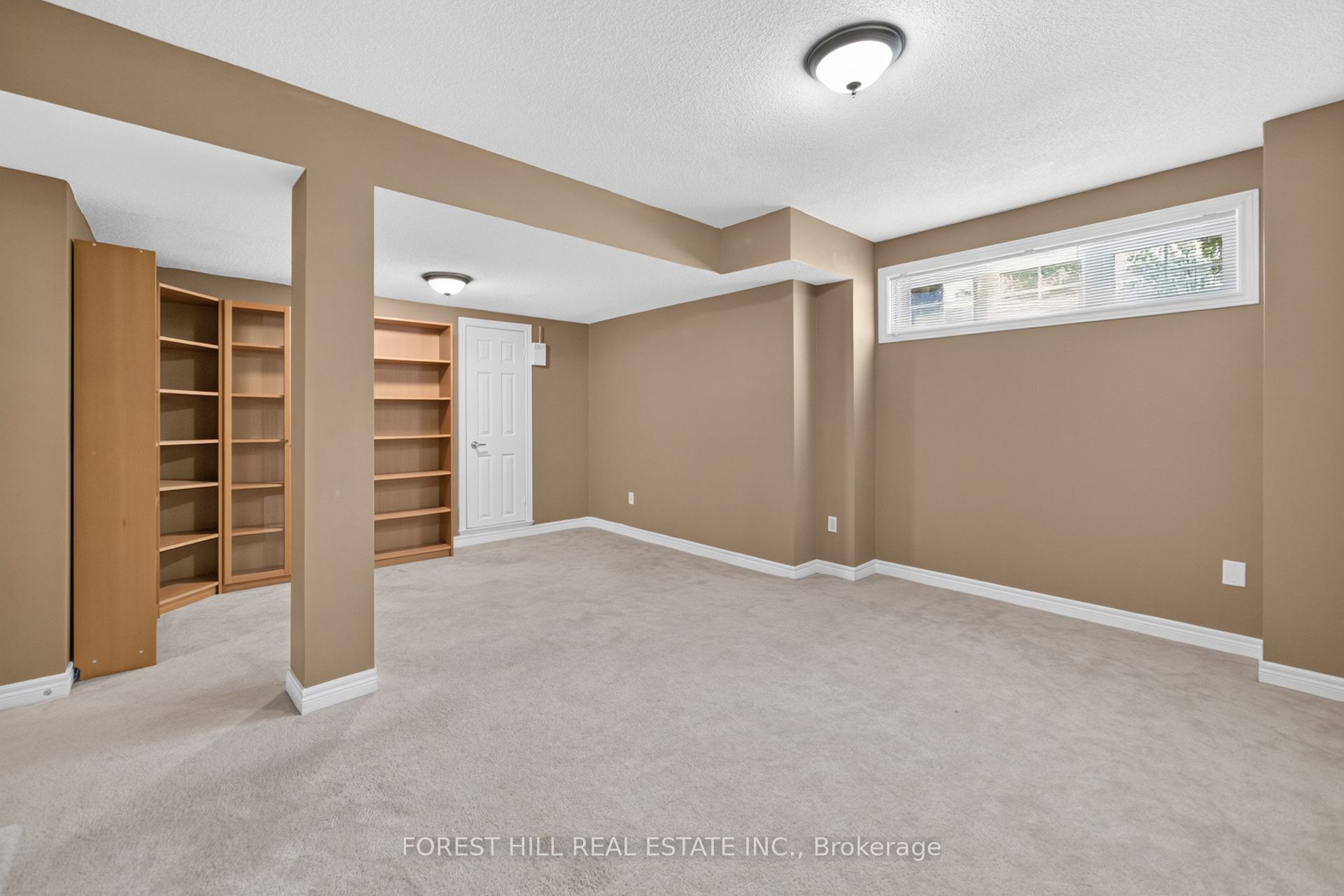 3549 Eglinton Avenue W Property Photo 22