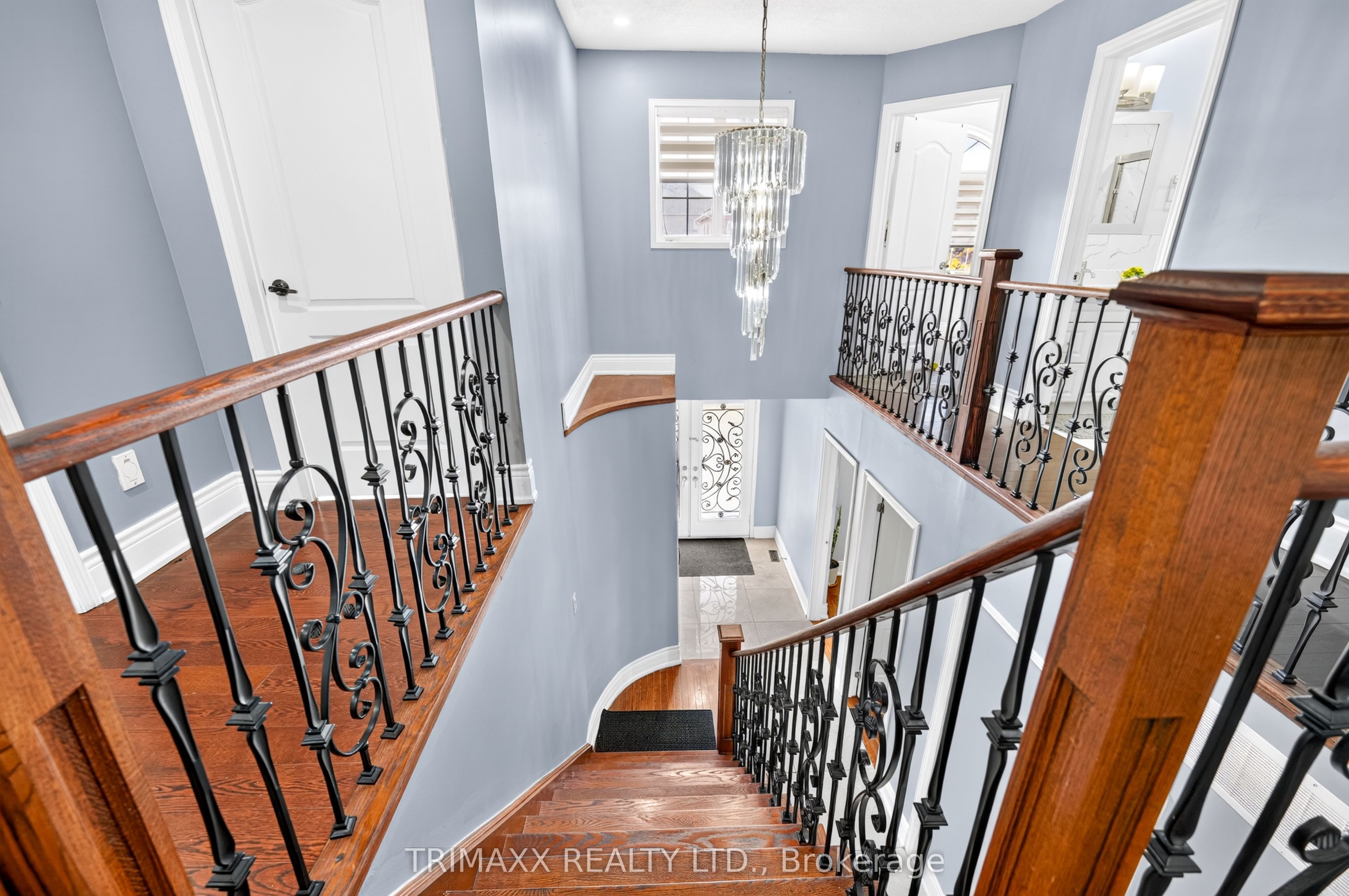 19 Leopard Gate Property Photo 14
