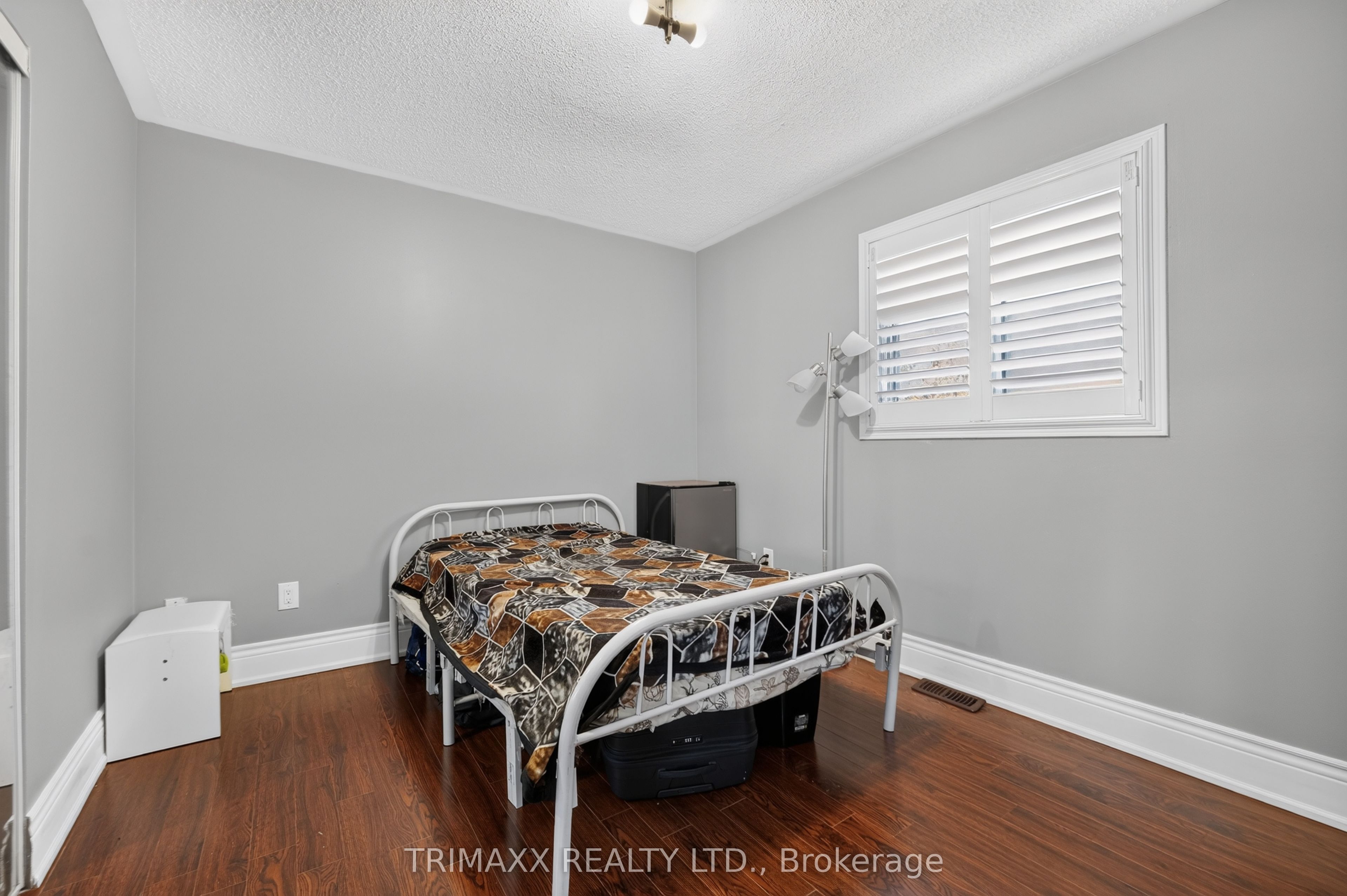 19 Leopard Gate Property Photo 27