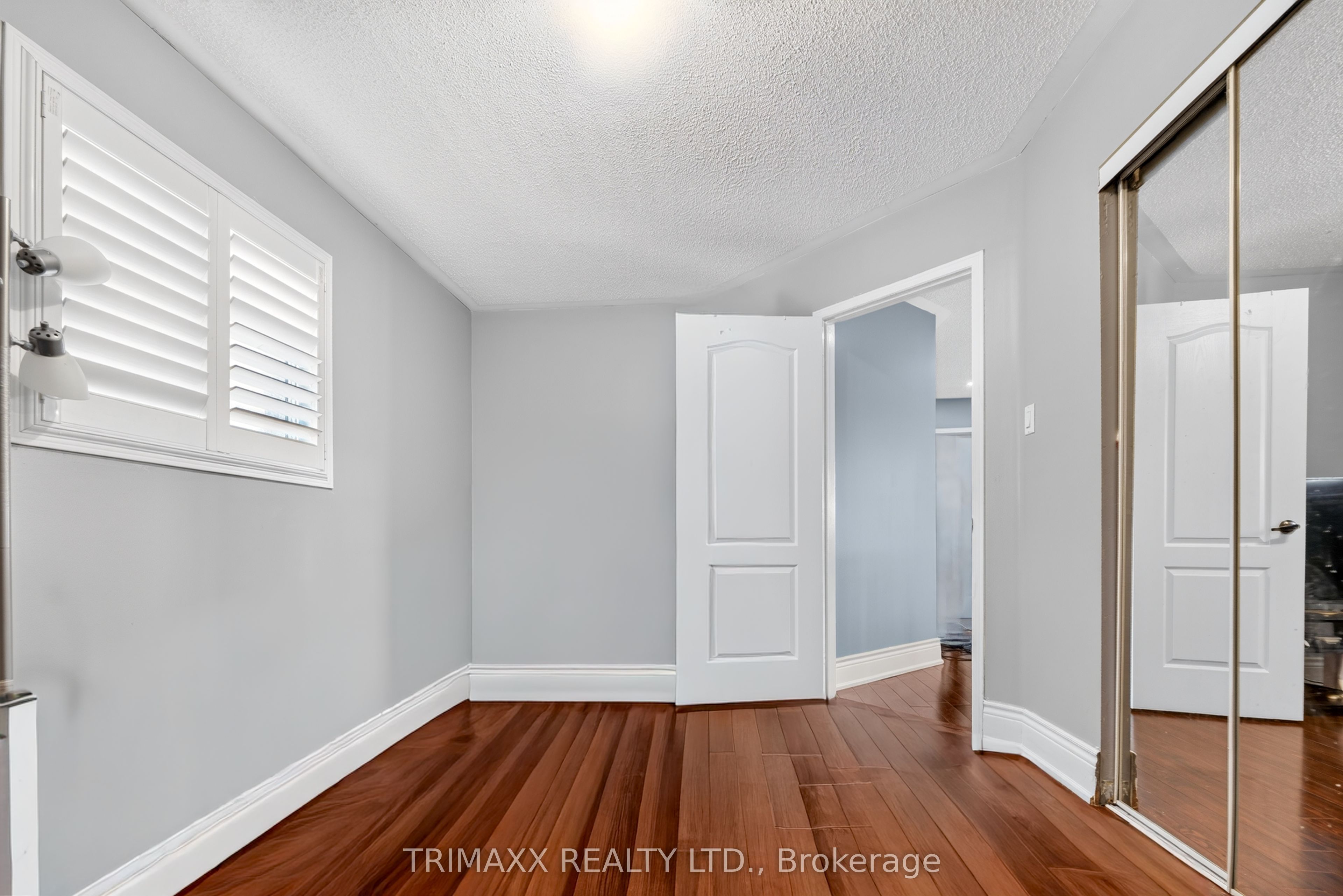 19 Leopard Gate Property Photo 28