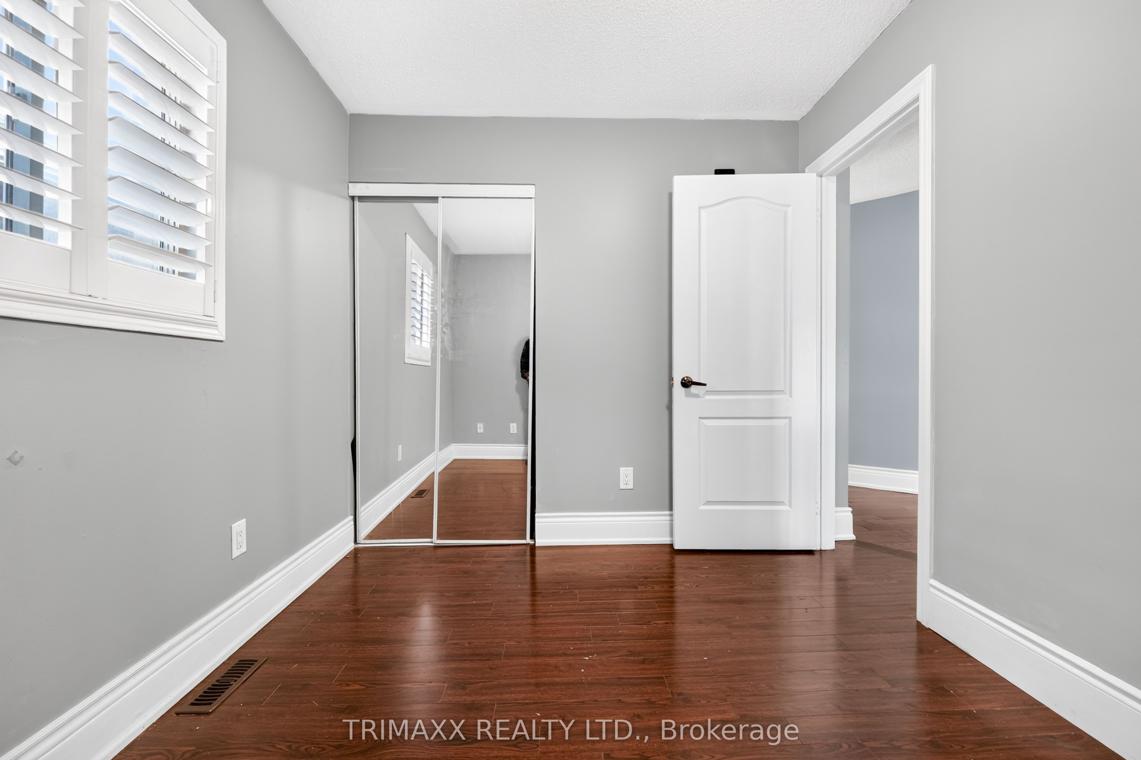 19 Leopard Gate Property Photo 29