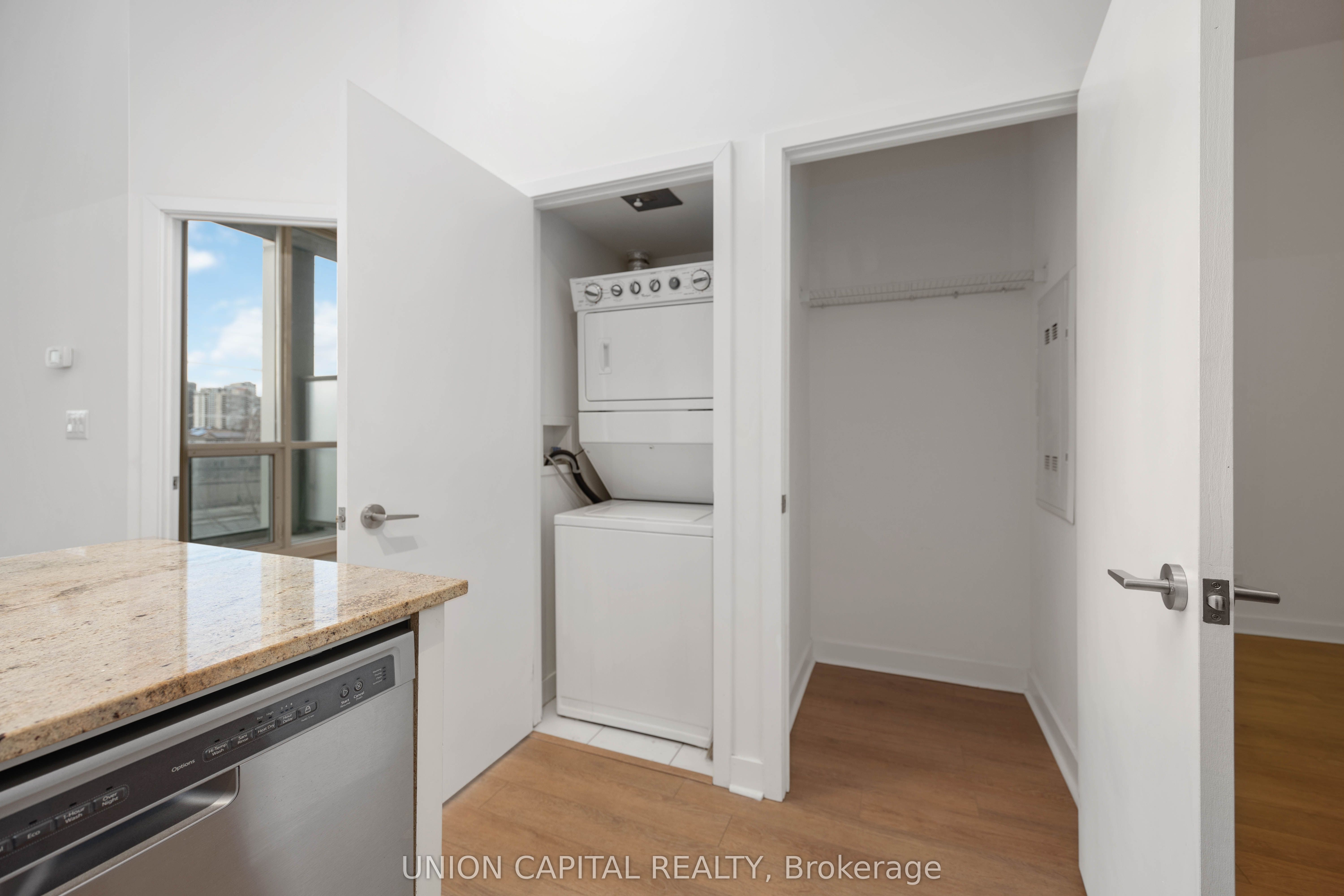 3985 Grand Park Drive 207 Property Photo 13
