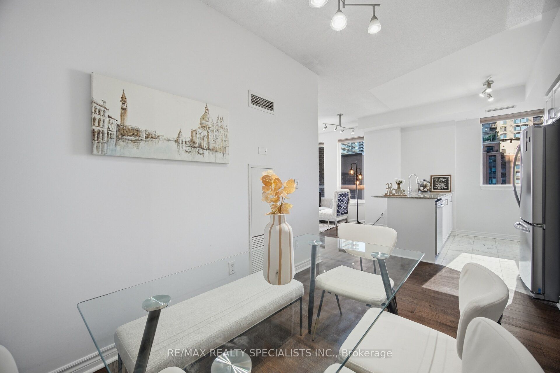 388 Prince Of Wales Drive 406 Property Photo 11