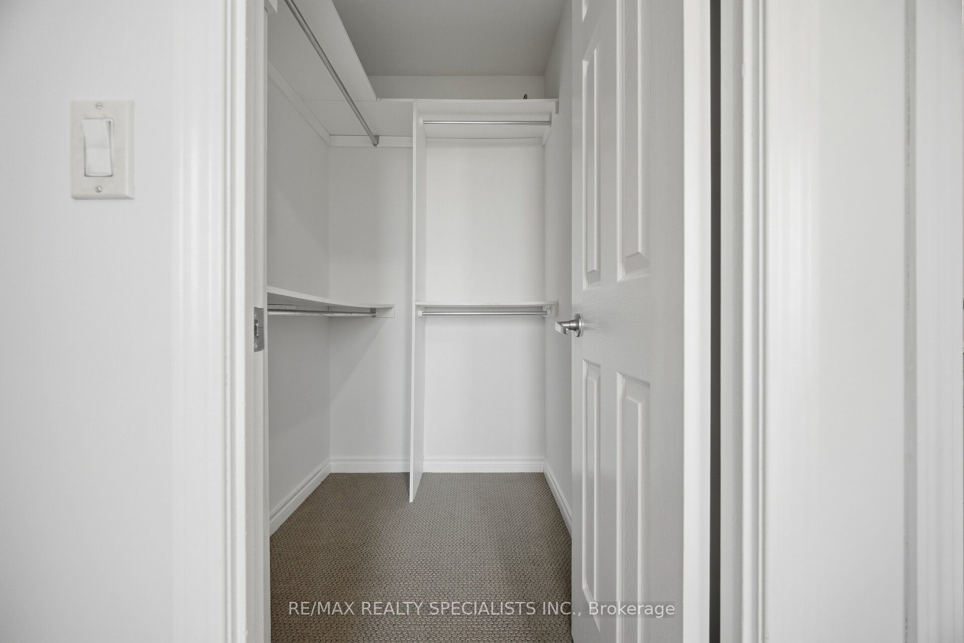 388 Prince Of Wales Drive 406 Property Photo 25