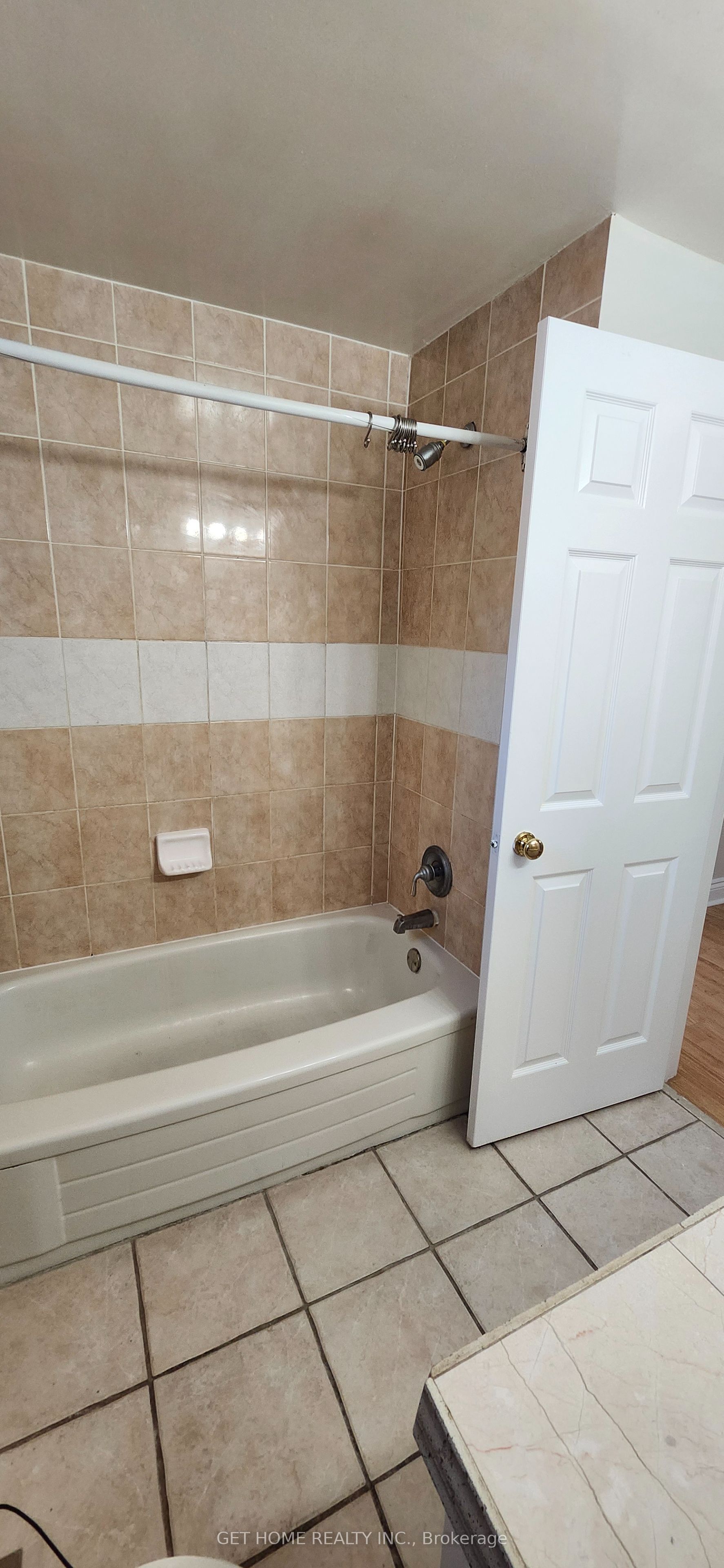 32 Torrance Woods Main Property Photo 31