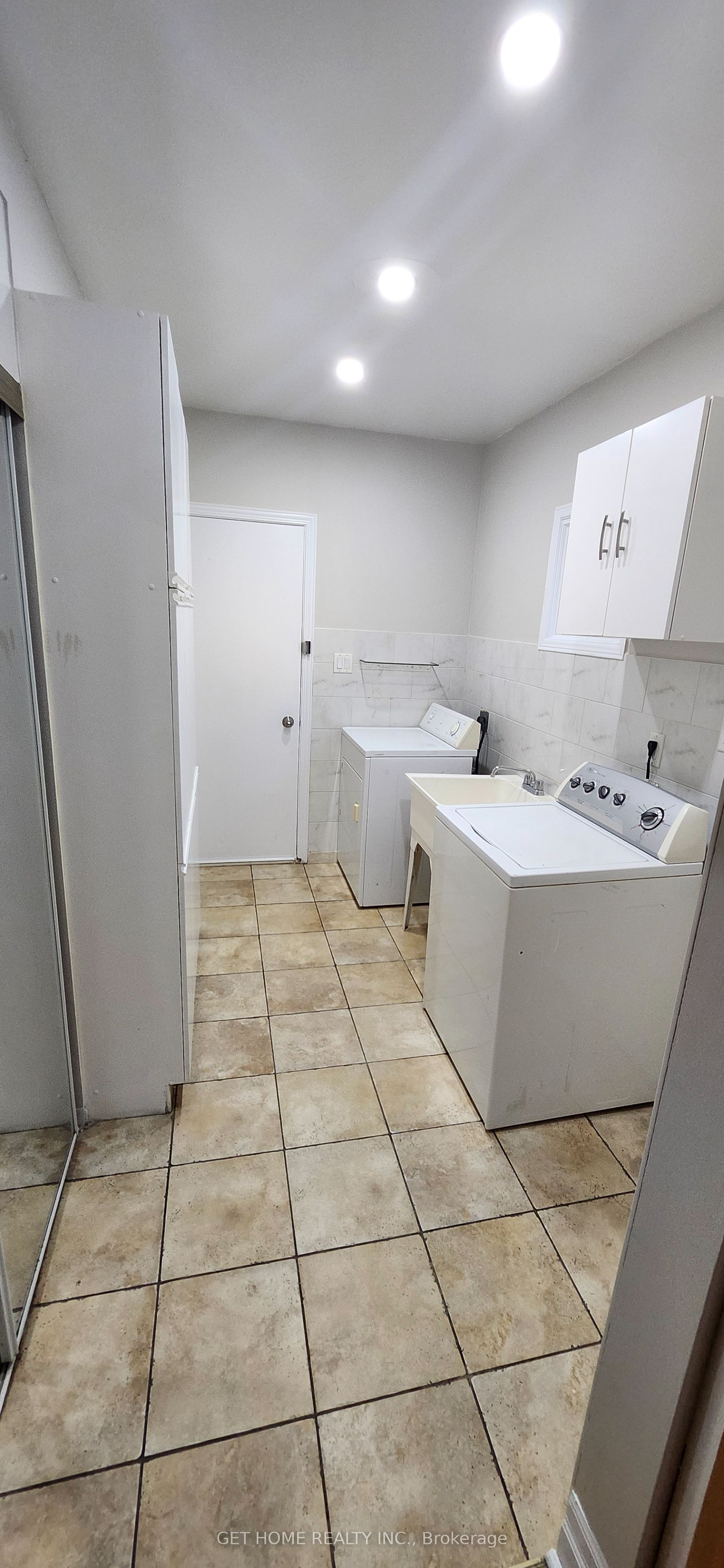 32 Torrance Woods Main Property Photo 45
