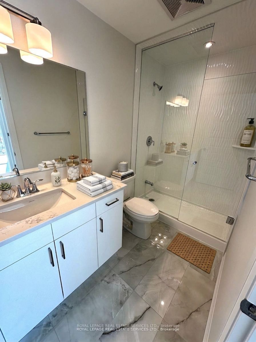 470 Gordon Krantz Avenue 502 Property Photo 17