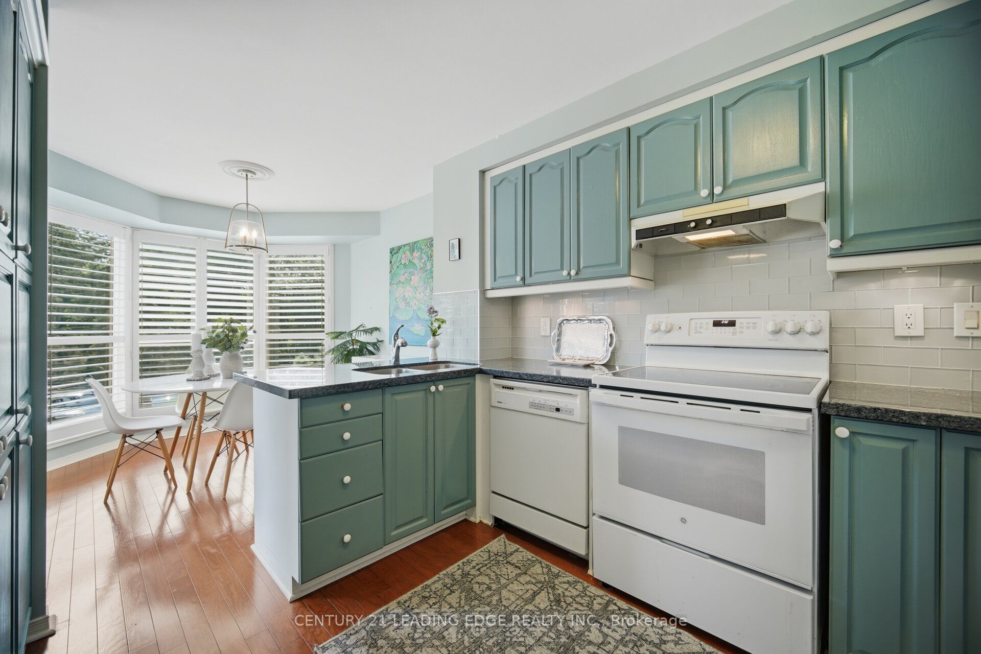 1700 The Collegeway Way 202 Property Photo 13