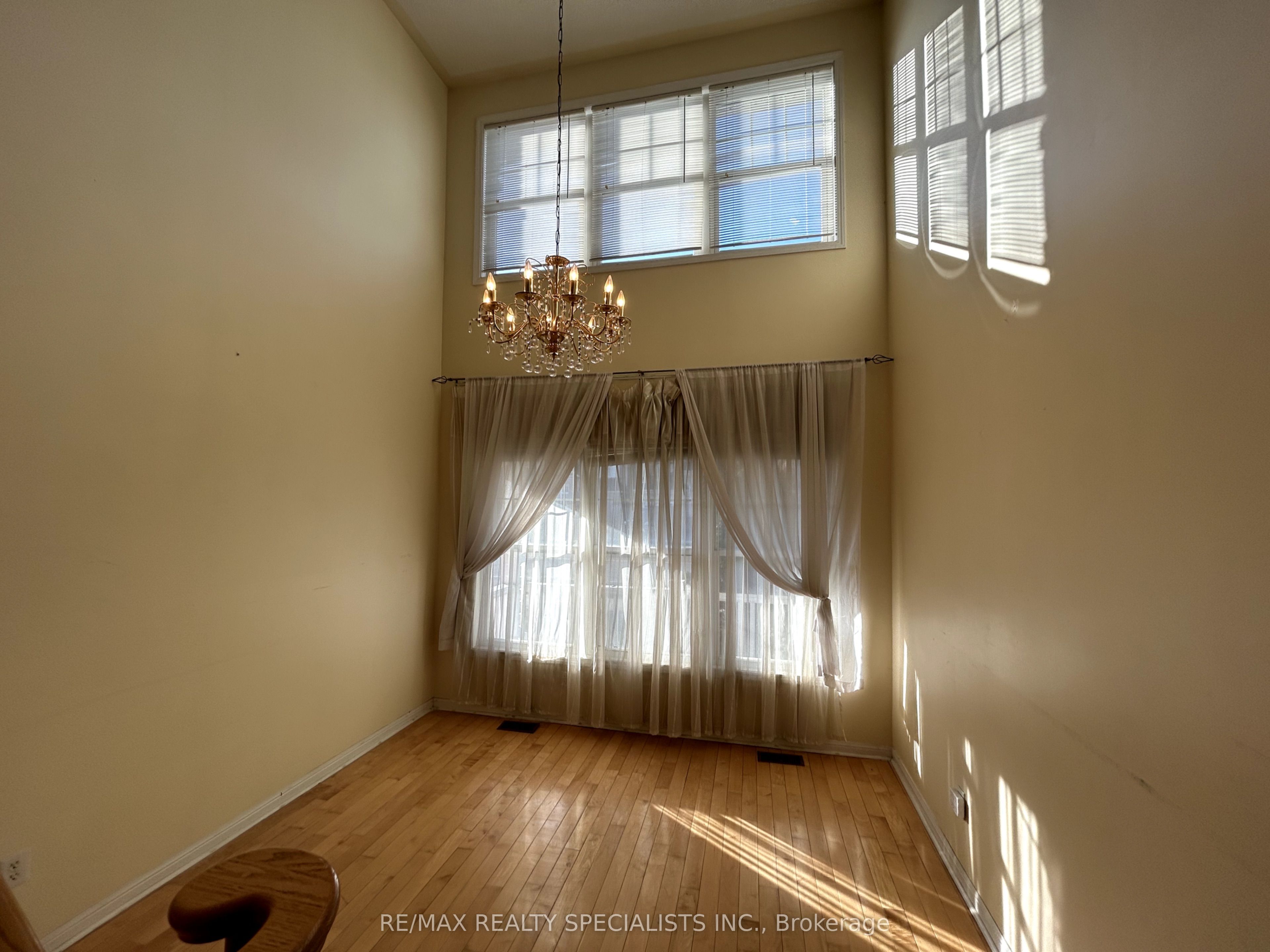 5947 Osprey Boulevard Property Photo 11