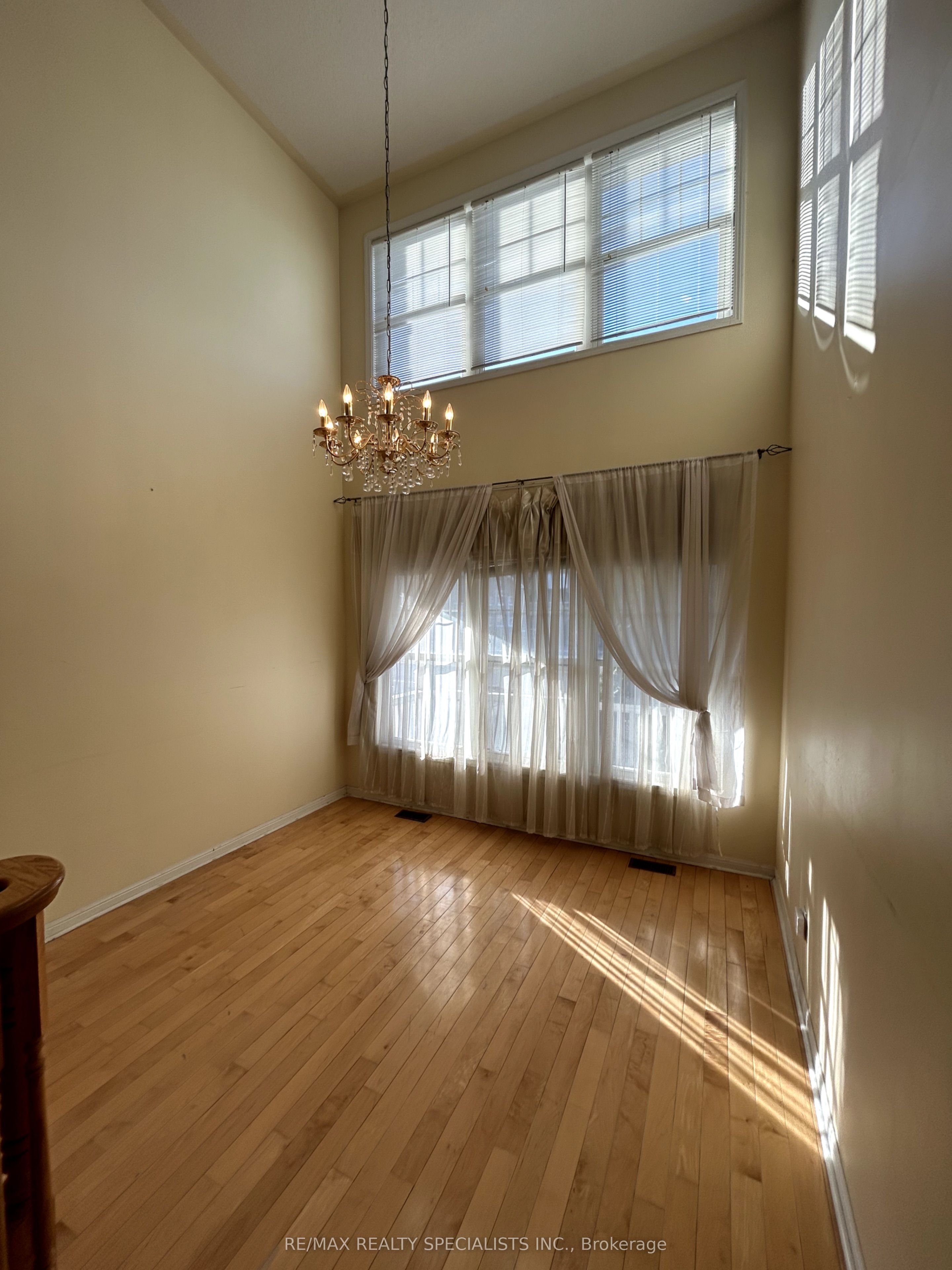 5947 Osprey Boulevard Property Photo 12